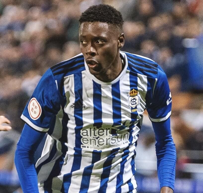 Rahim, lateral izquierdo del Recreativo de Huelva que interesa al Real Oviedo (Foto: RCD Recreativo