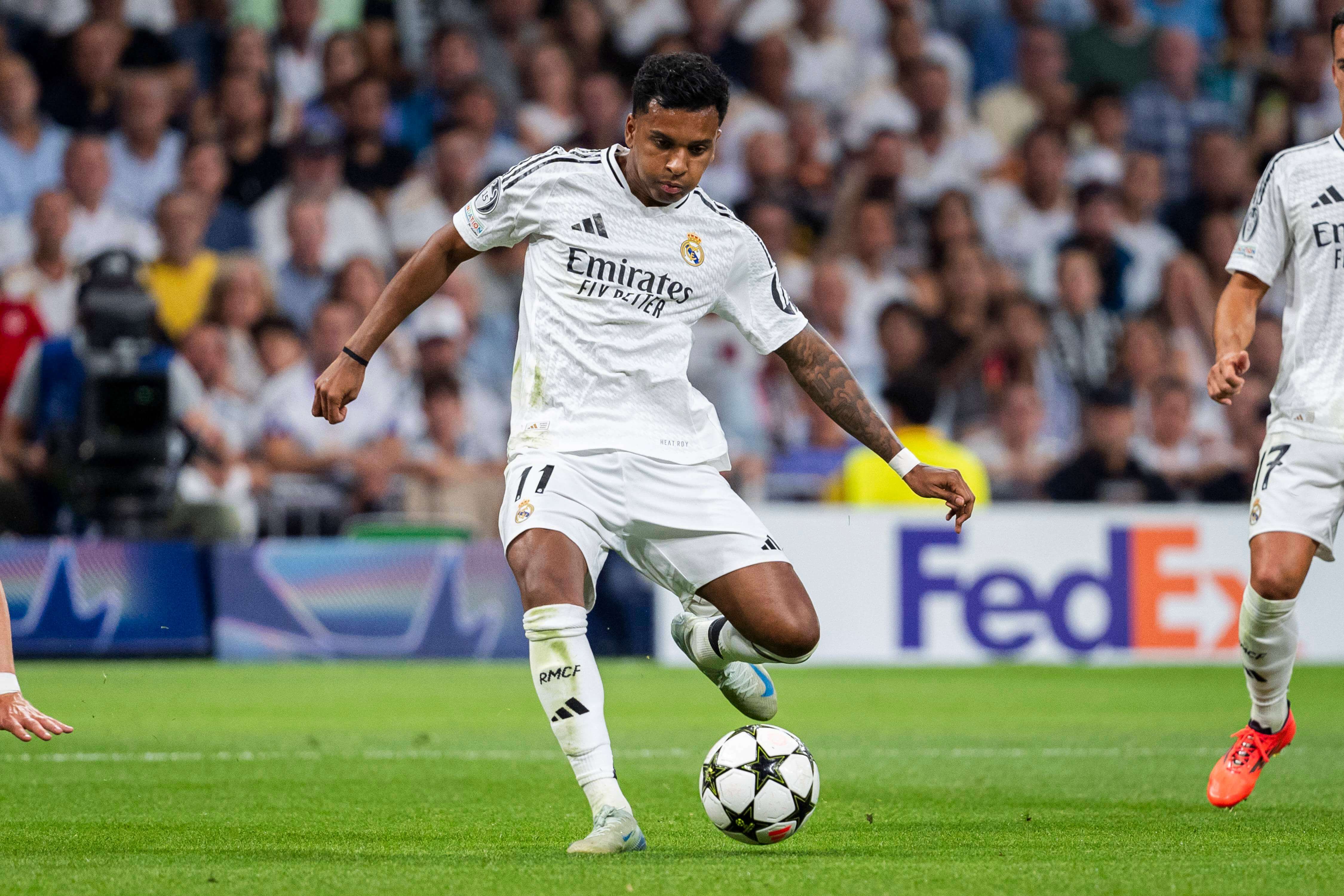  Rodrygo dispara durante el Real Madrid-Stuttgart.