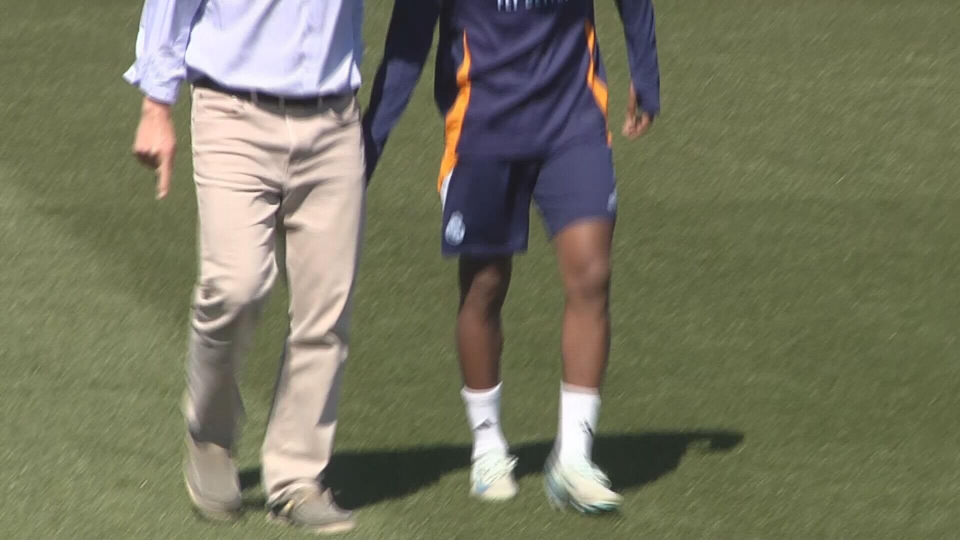  Rodrygo se retira con molestias del entrenamiento con el Real Madrid tras el Clásico