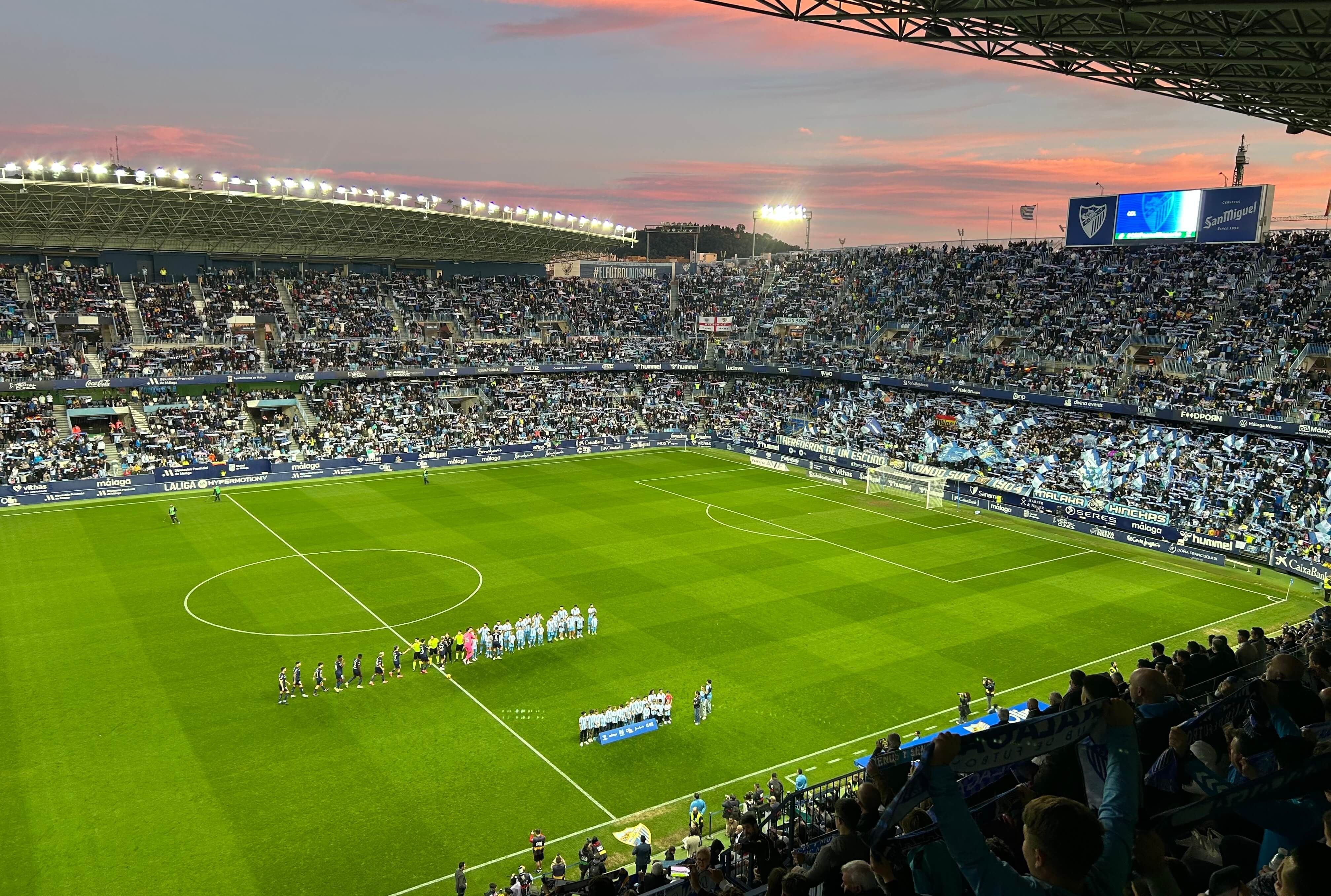 La Rosaleda, cerca del lleno en el Málaga - Dépor. (Foto: A. Fuentes)