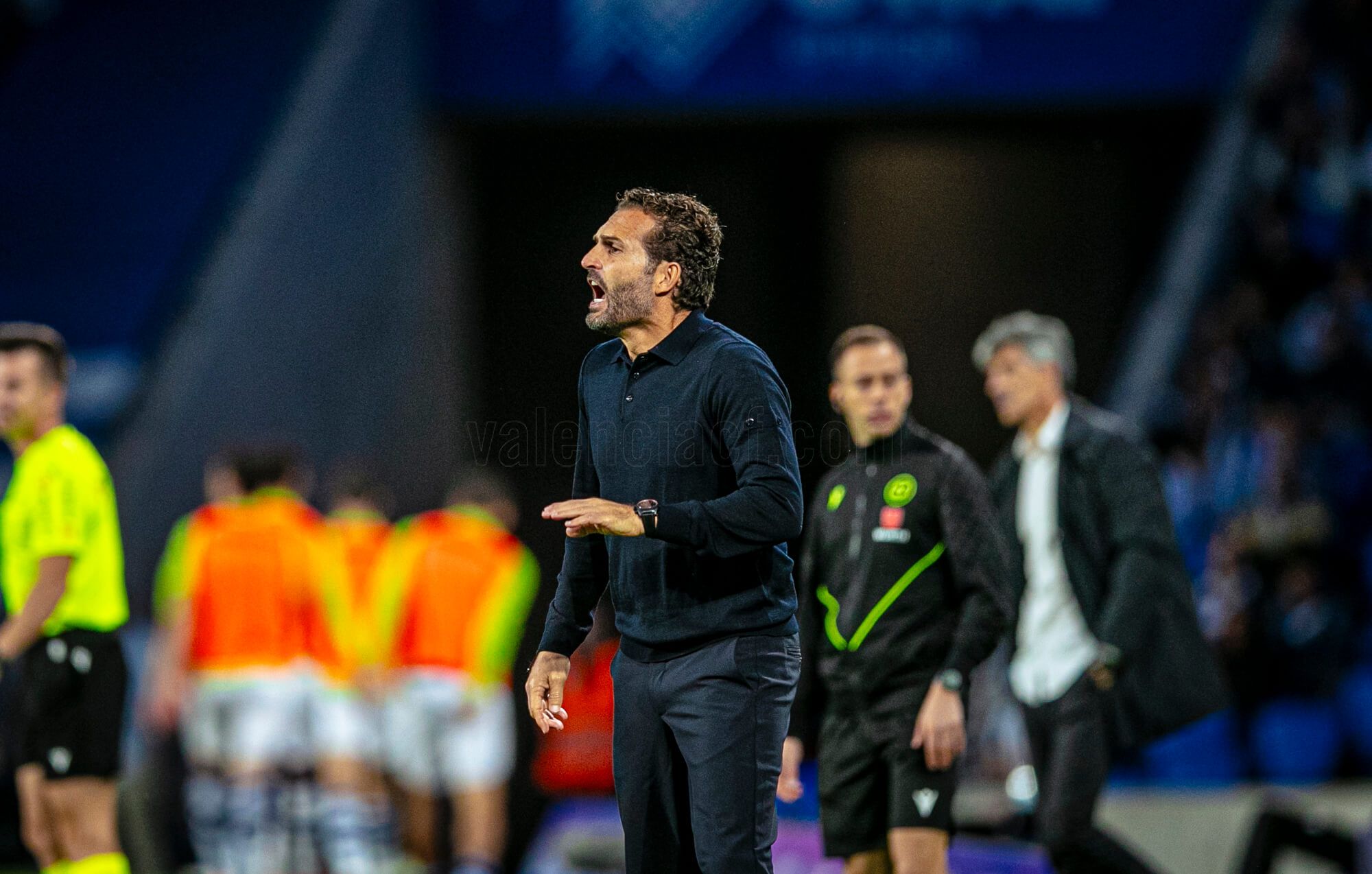  Rubén Baraja, ante la Real Sociedad.