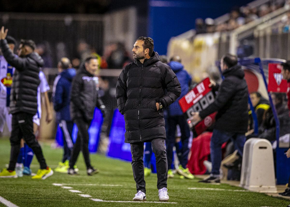 Rubén Baraja, ante la SD Ejea.