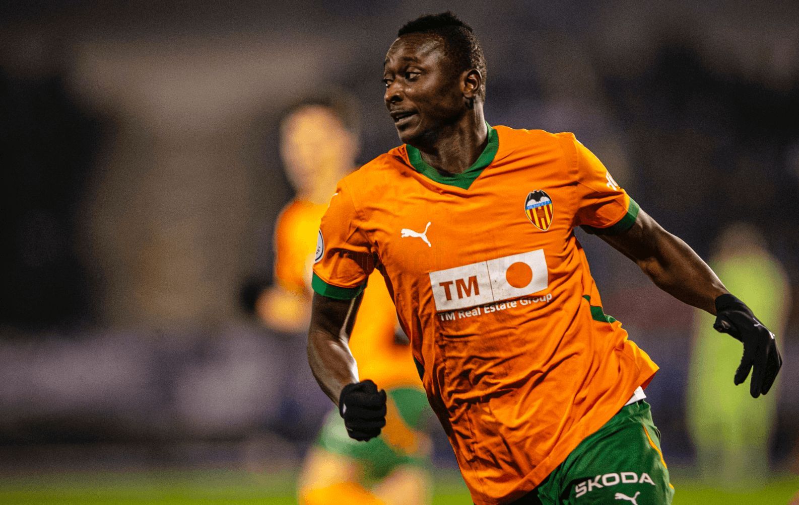 Sadiq Umar, ante el Ourense CF.