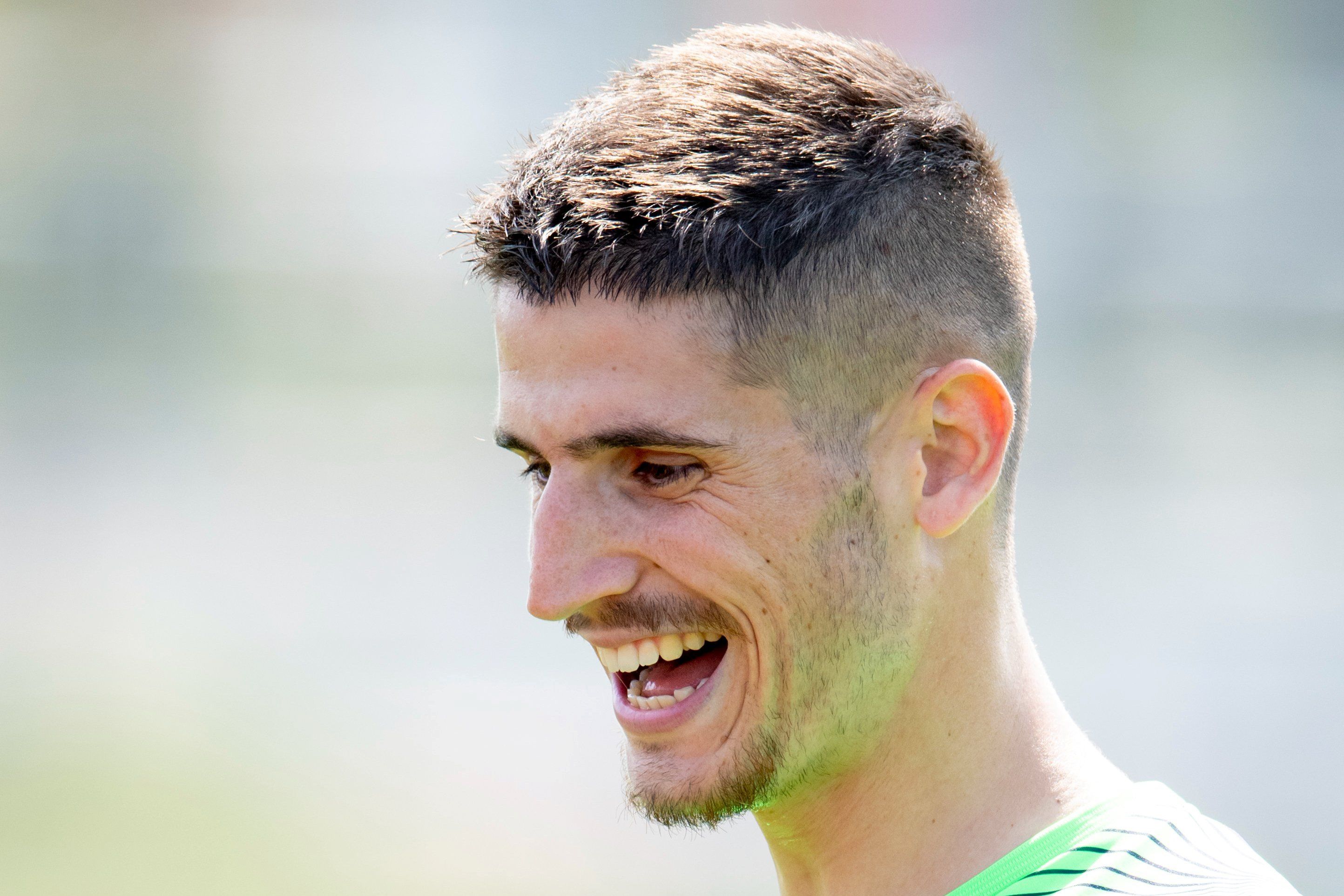  Las risas del navarro Oihan Sancet en Lezama.