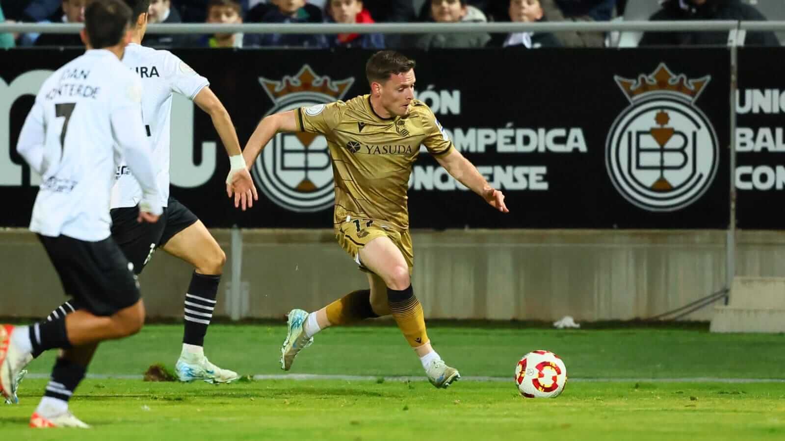  Sergio Gómez salió en el segundo tiempo del Conquense-Real Sociedad.