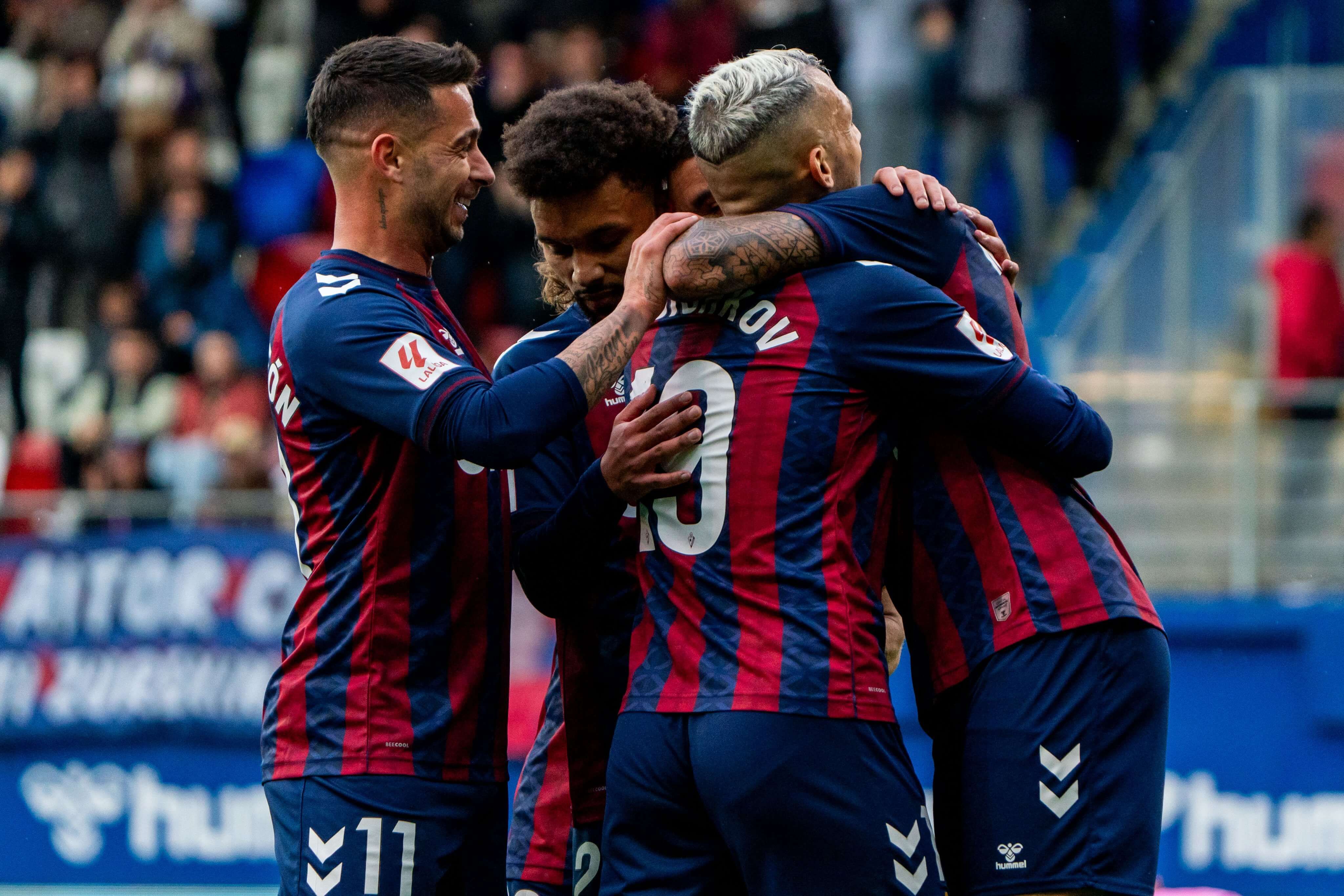  Sergio León celebra un gol del Éibar la pasada temporada.