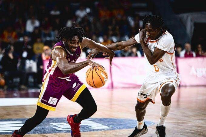  Valencia Basket muestra su solidez defensiva para sumar en la cancha del Hiopos Lleida (67-76)