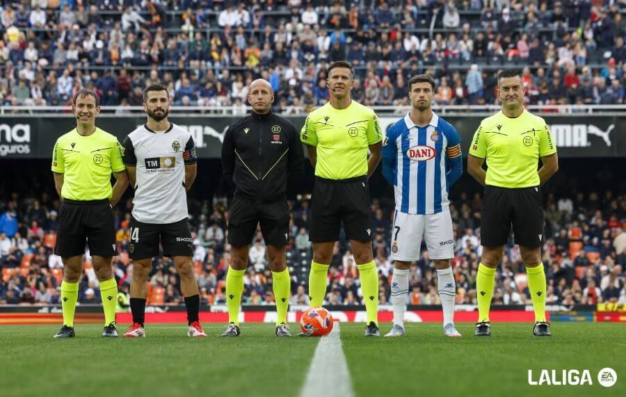  Pulido Santana desesperó a Mestalla