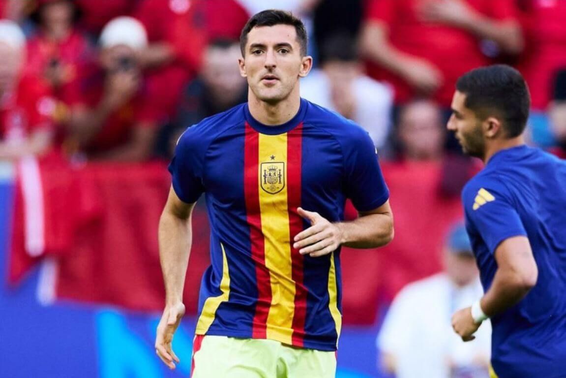  El central del Athletic Club Dani Vivian, en la Eurocopa de Alemania.