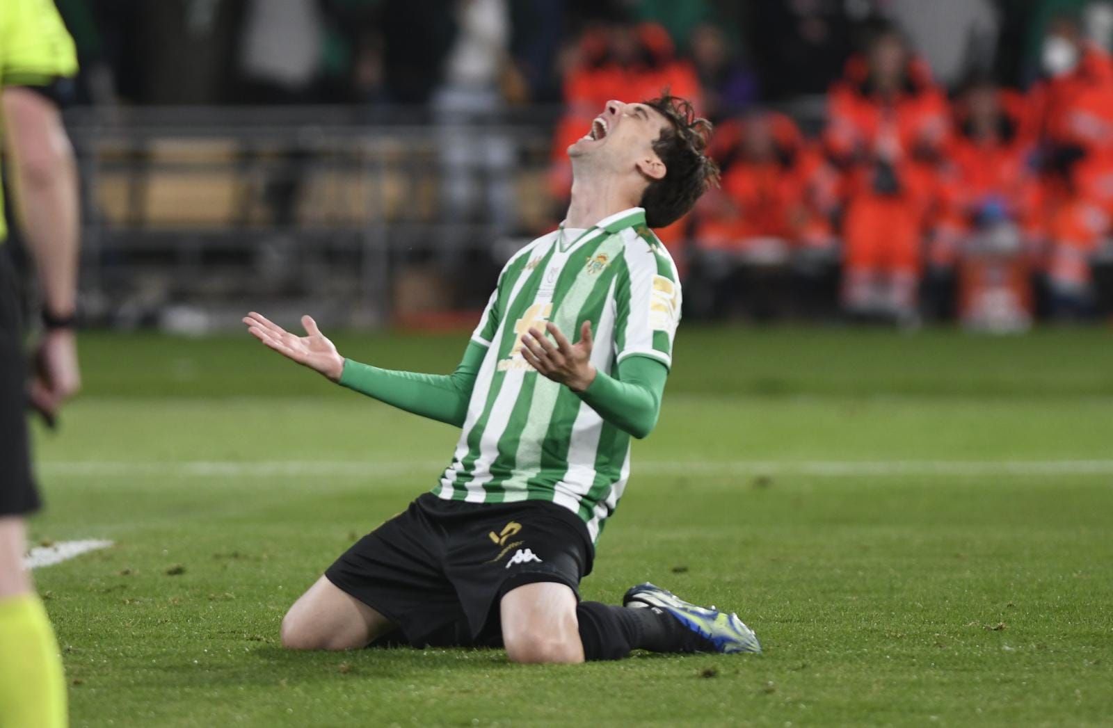  Miranda, celebrando el título del Betis.