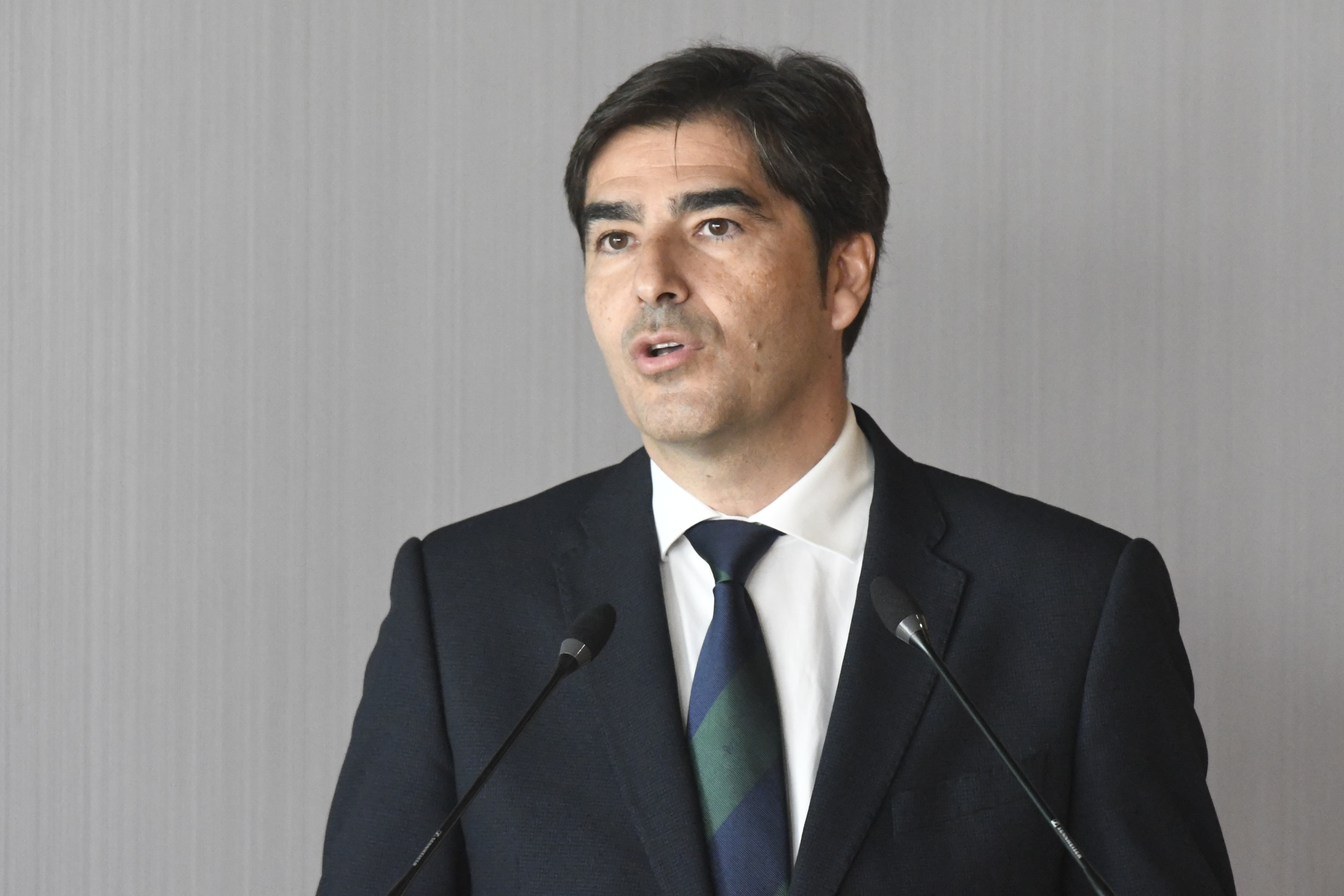 Haro, durante la presentación de Cardoso (Foto: Kiko Hurtado).