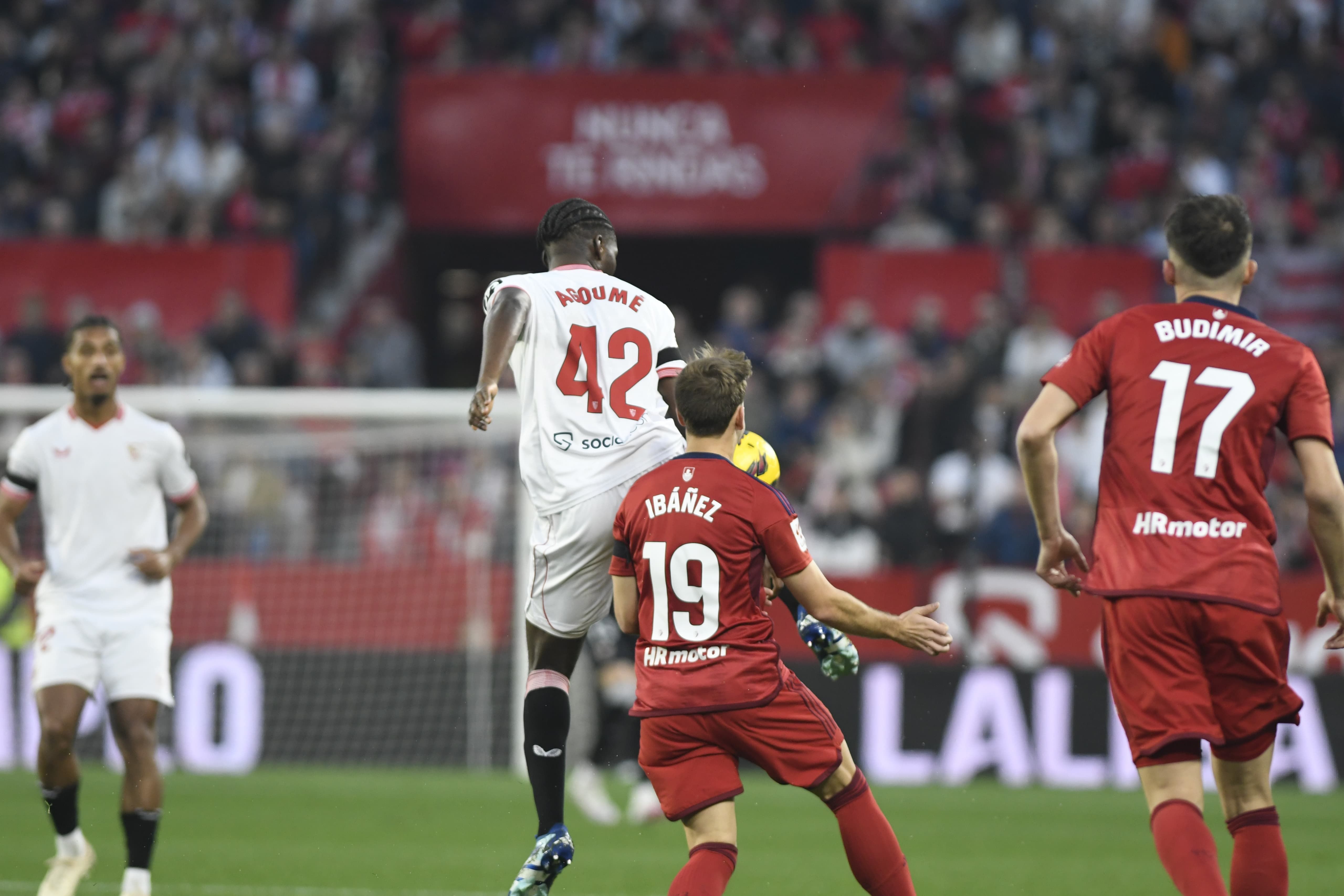  Lucién Agoumé, durante la pasada temporada.