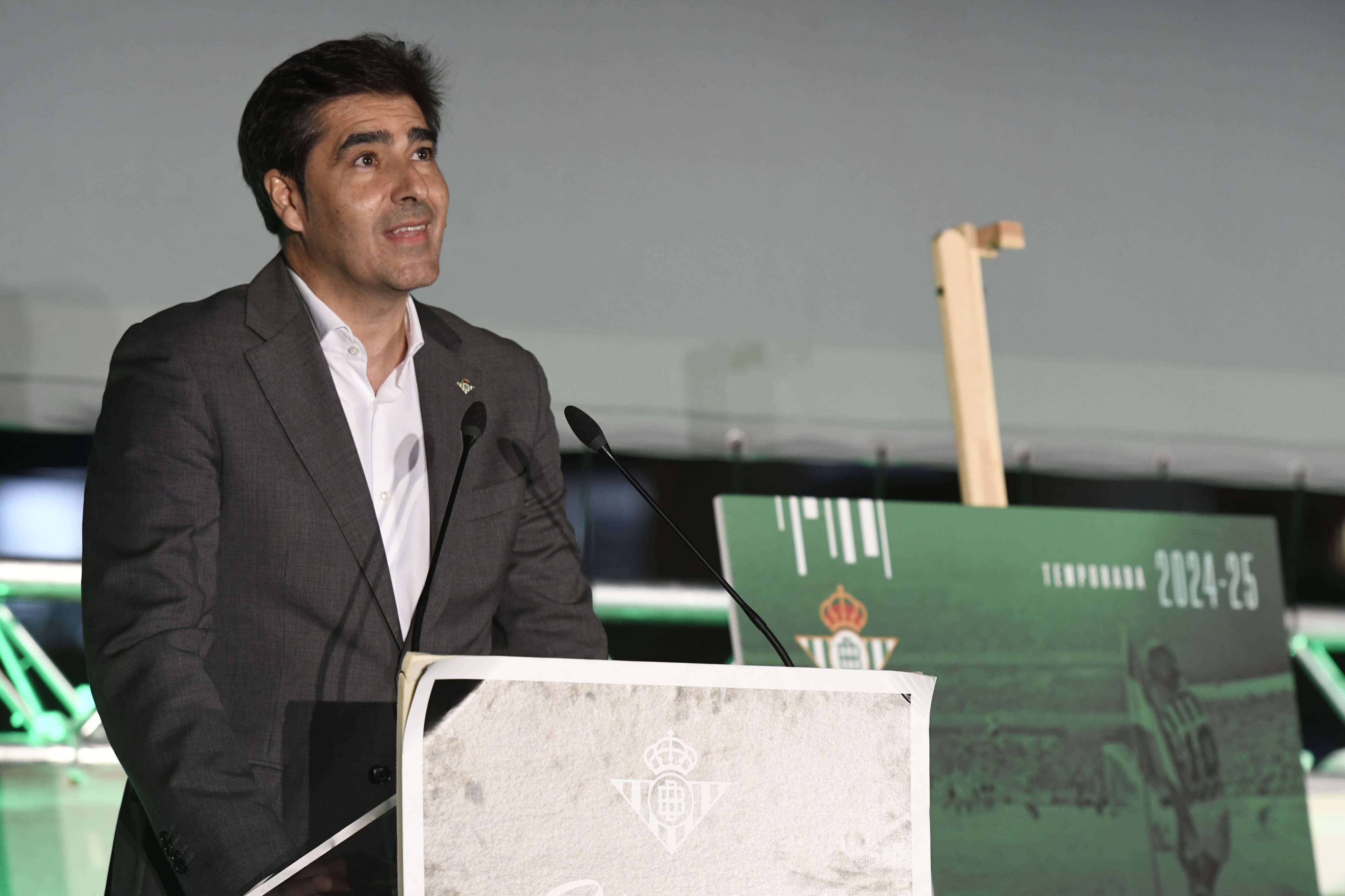  Ángel Haro durante su discurso.