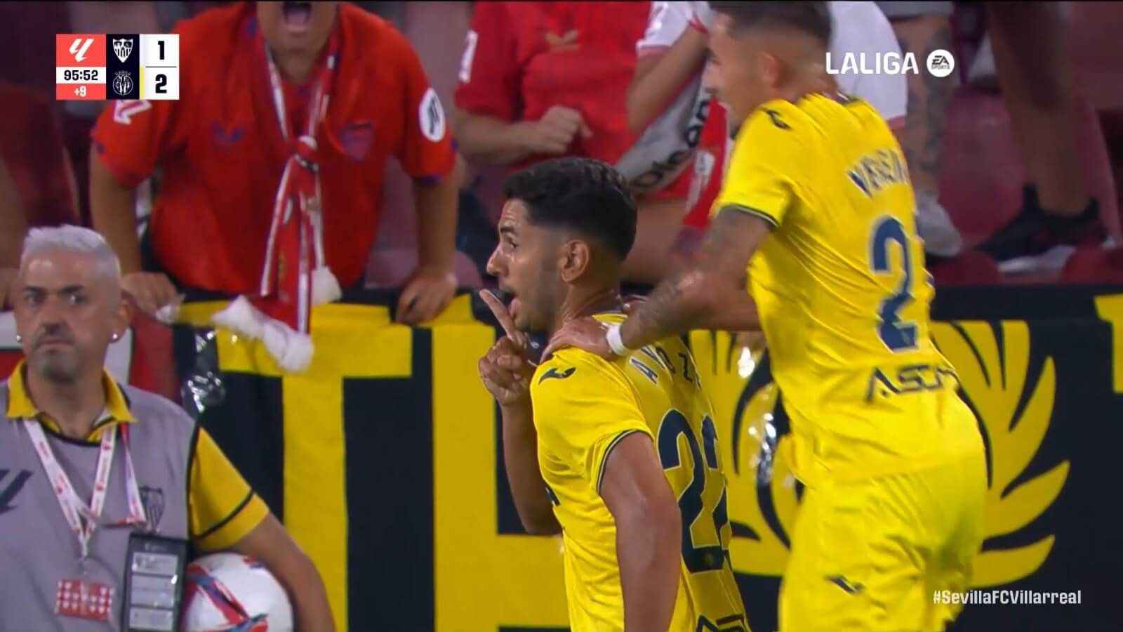  Ayoze Pérez mandó a callar a la grada tras su gol.