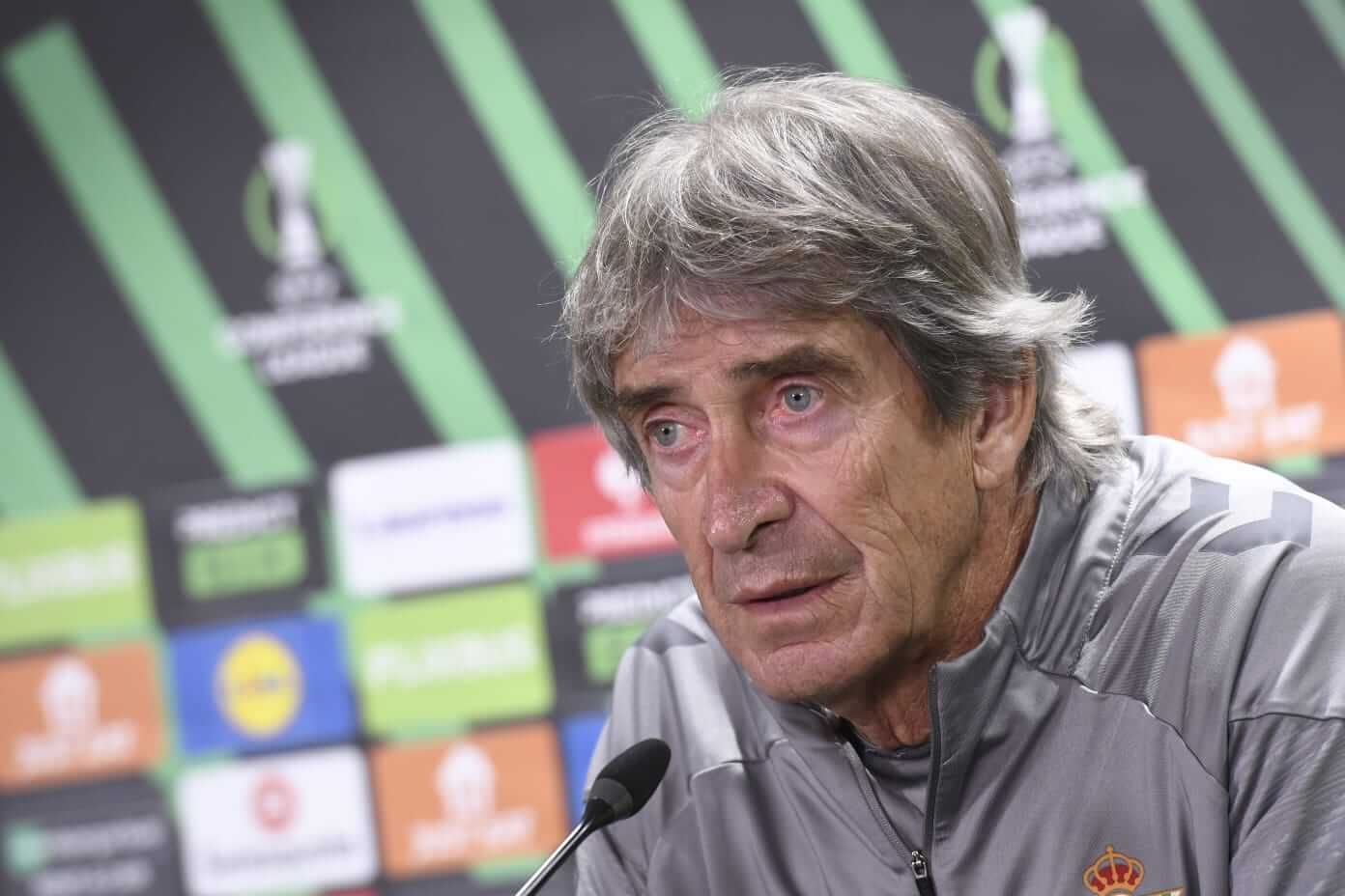  Manuel Pellegrini, entrenador del Real Betis.