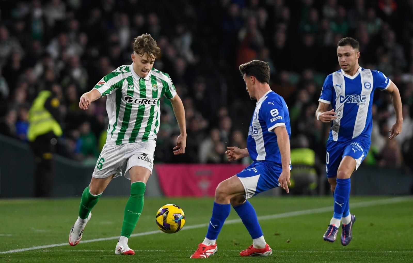 Jesús Rodríguez, ante el Alavés (Foto: Kiko Hurtado)