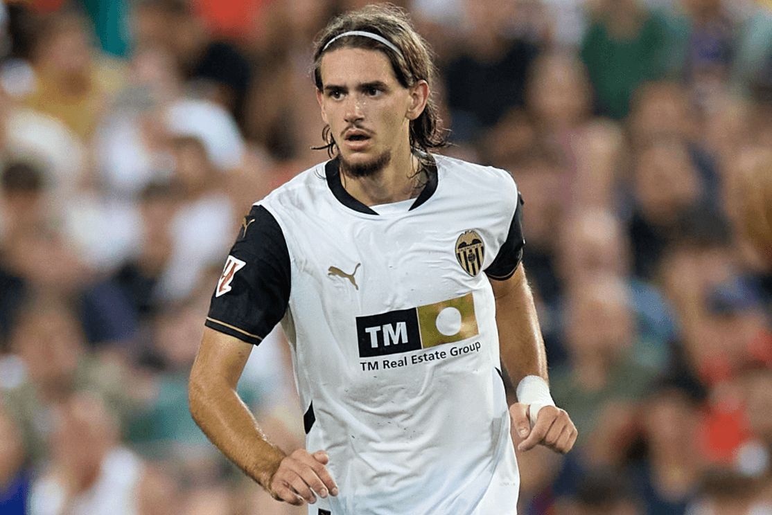  Yarek Gasiorowski, ante el FC Barcelona.