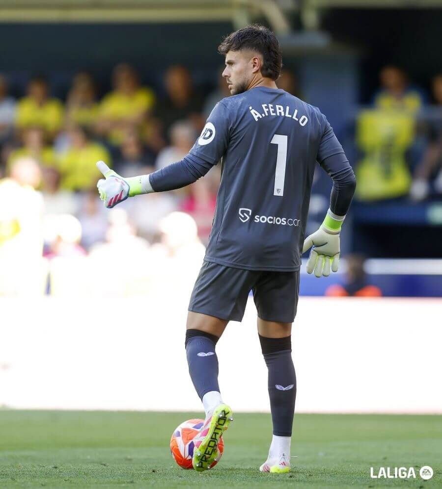  Álvaro Fernández, ante el Villarreal.