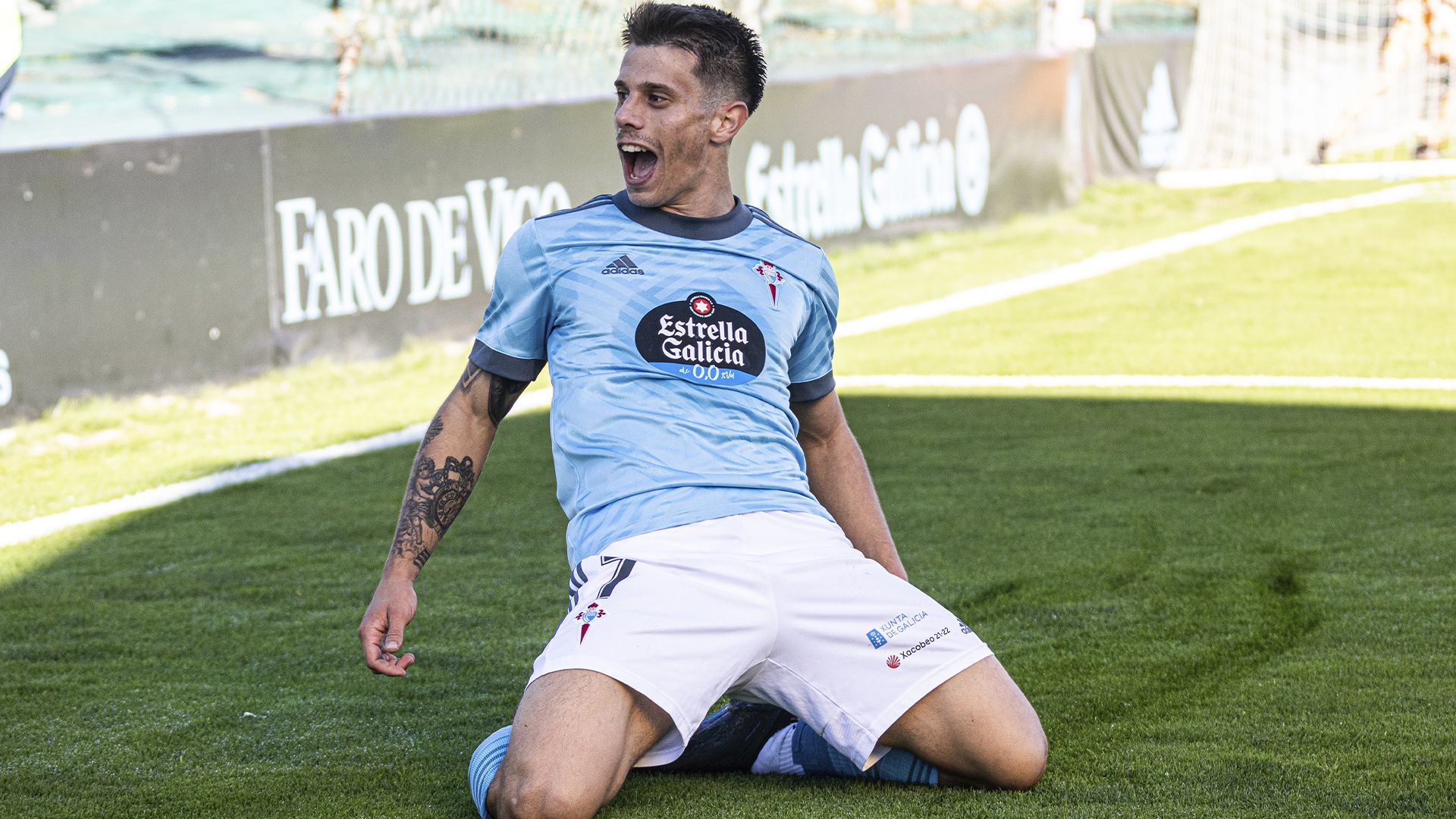 Alfon celebra un gol con el Celta B (Foto: RC Celta).