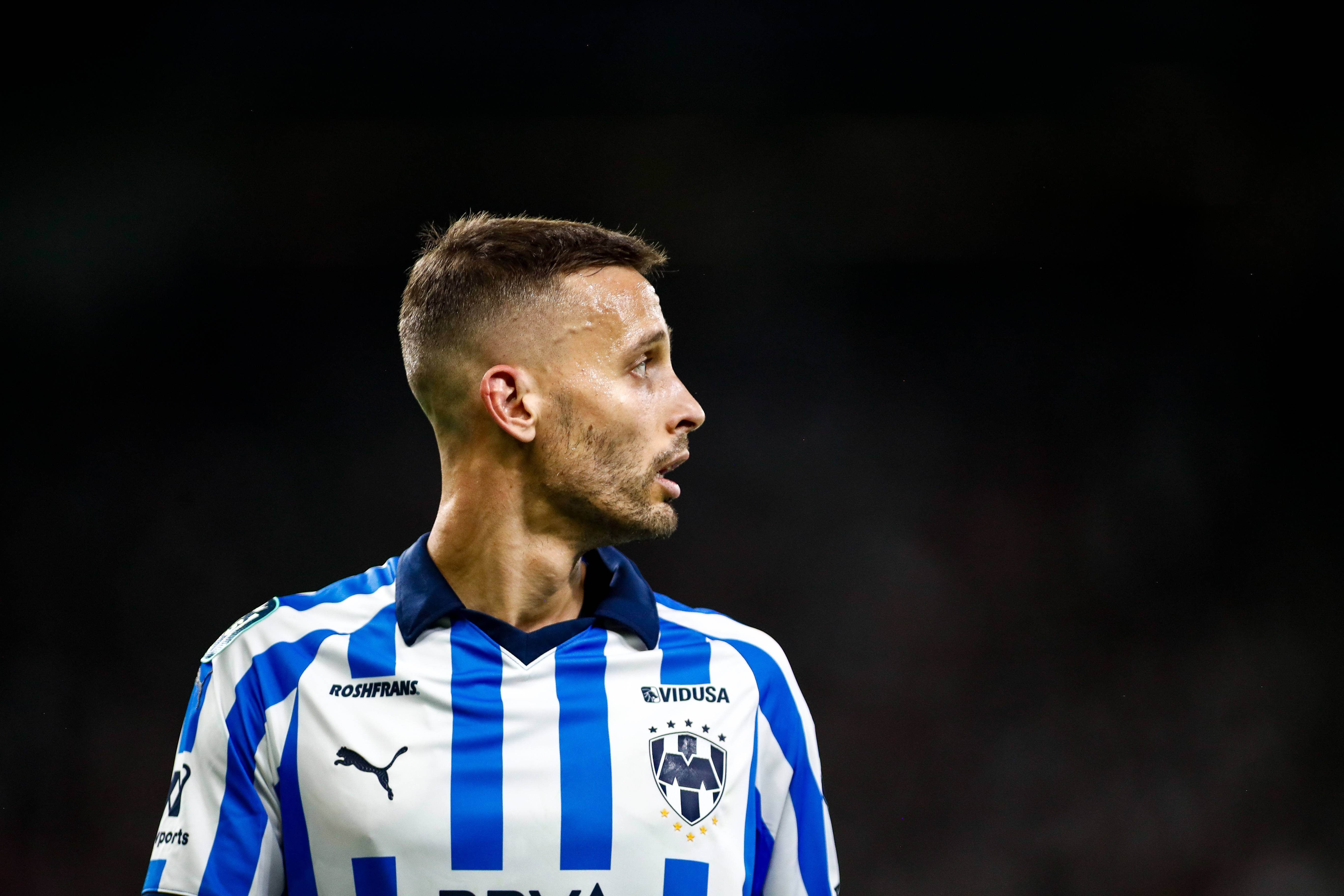  Sergio Canales, en un partido con Rayados de Monterrey.