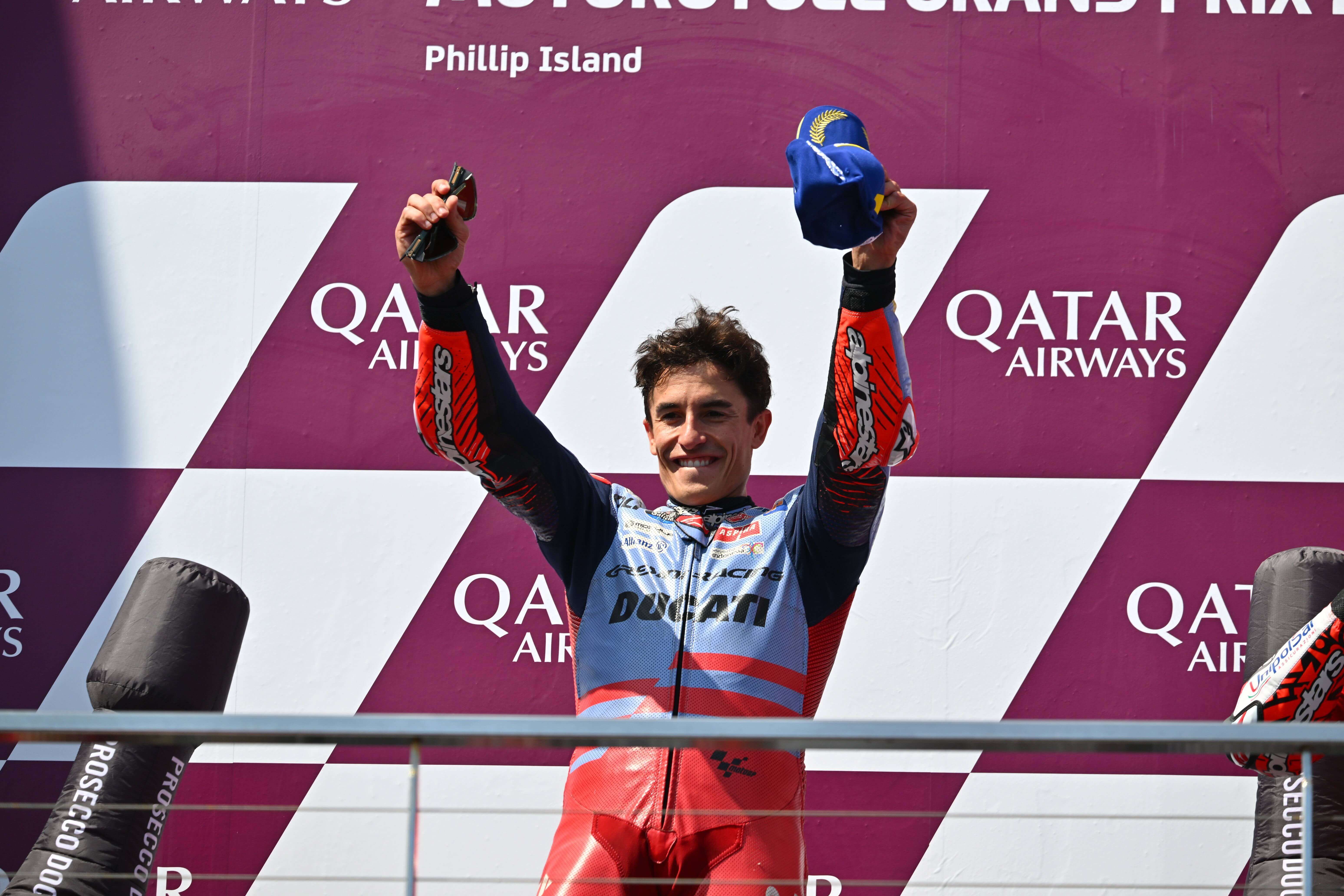  Marc Márquez celebrando la victoria (Cordon Press)