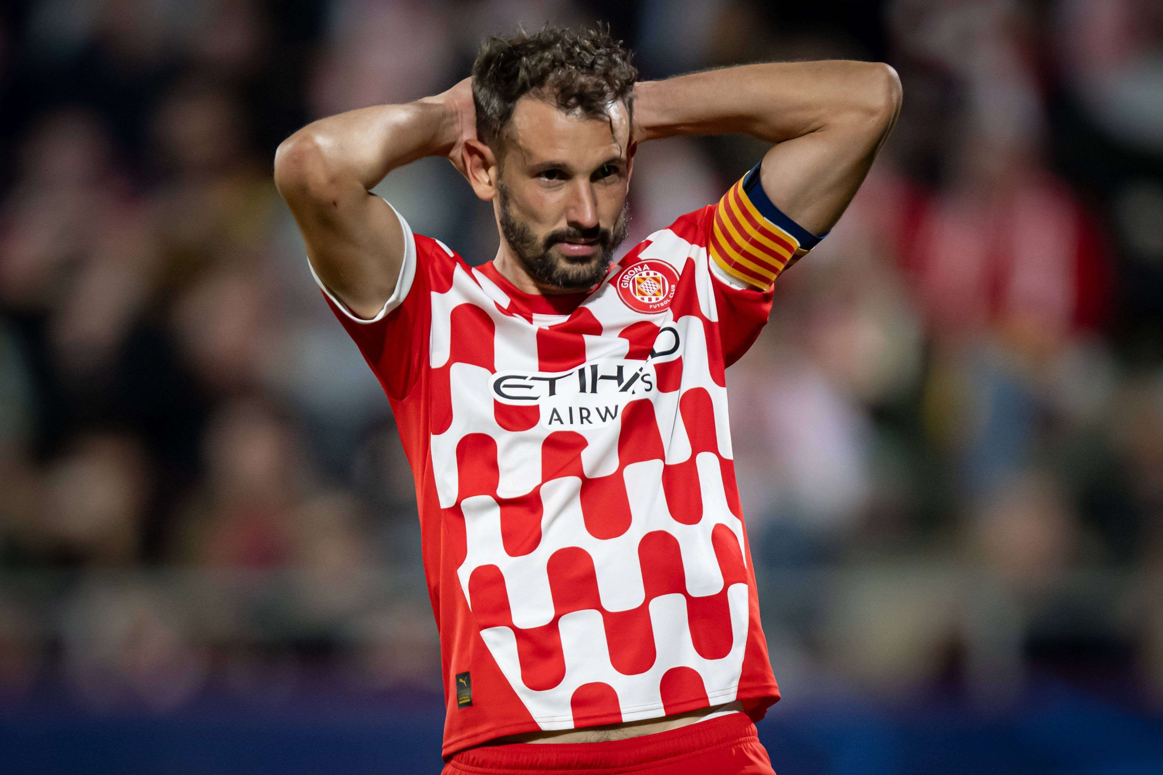  Stuani lamenta una ocasión con el Girona (FOTO: Cordón Press).