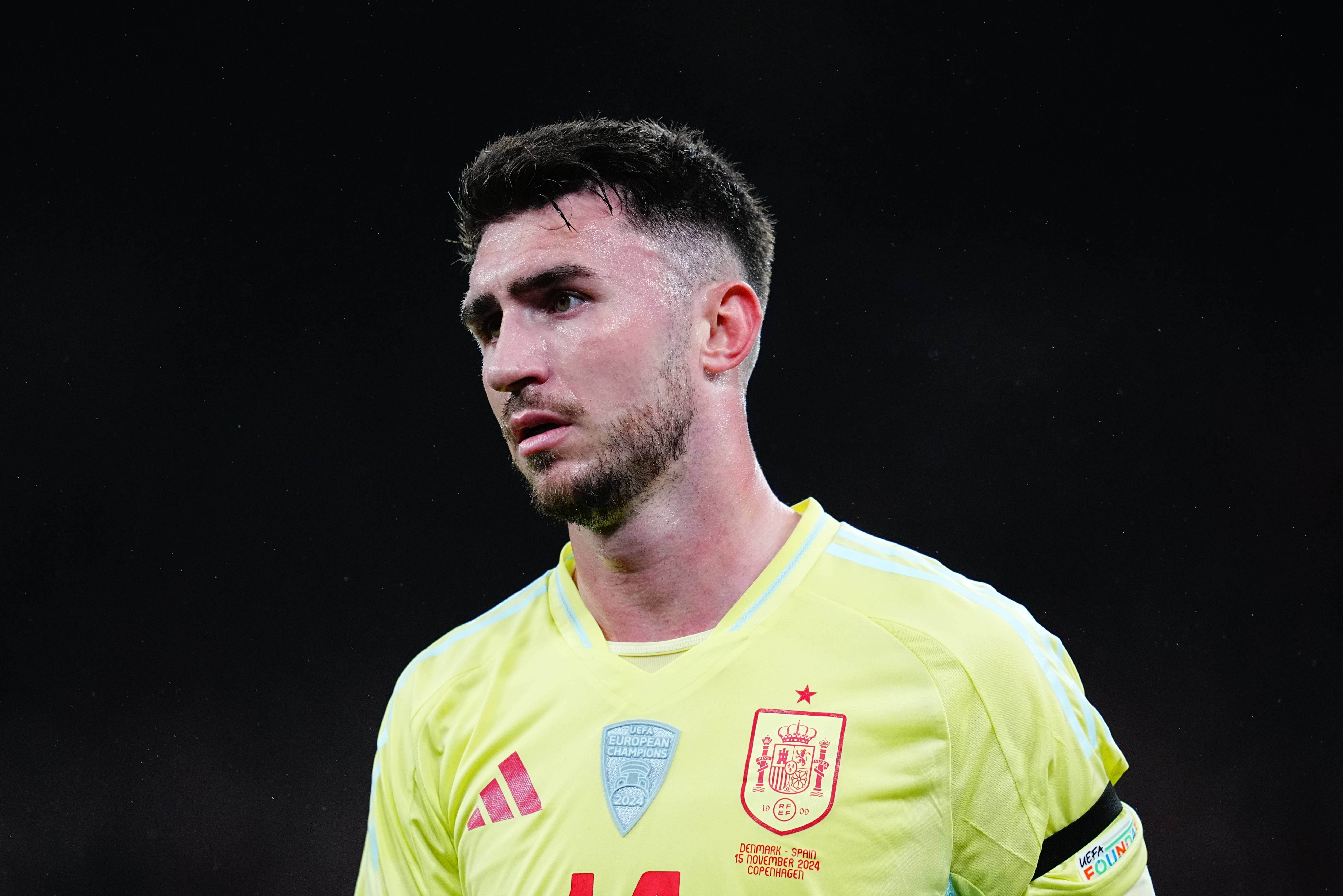 Aymeric Laporte en un encuentro de la Selección Española. (Foto: Cordon Press)