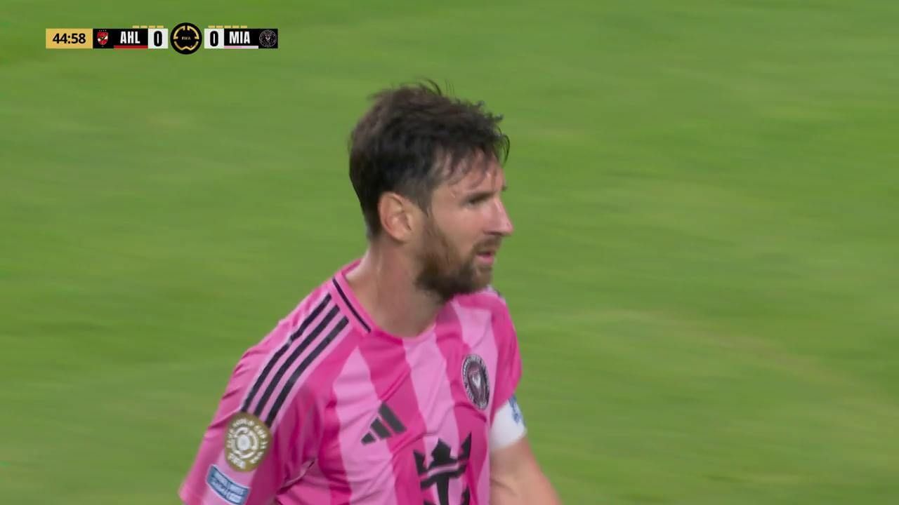 Leo Messi en el partido inaugural del Mundial de Clubes contra el Al Ahly (Telecinco)