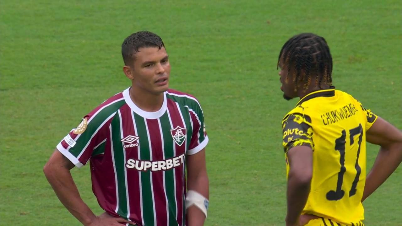 Thiago Silva y Chukwuemeka en el Borussia Dortmund-Fluminense (Fuente: Cuatro)