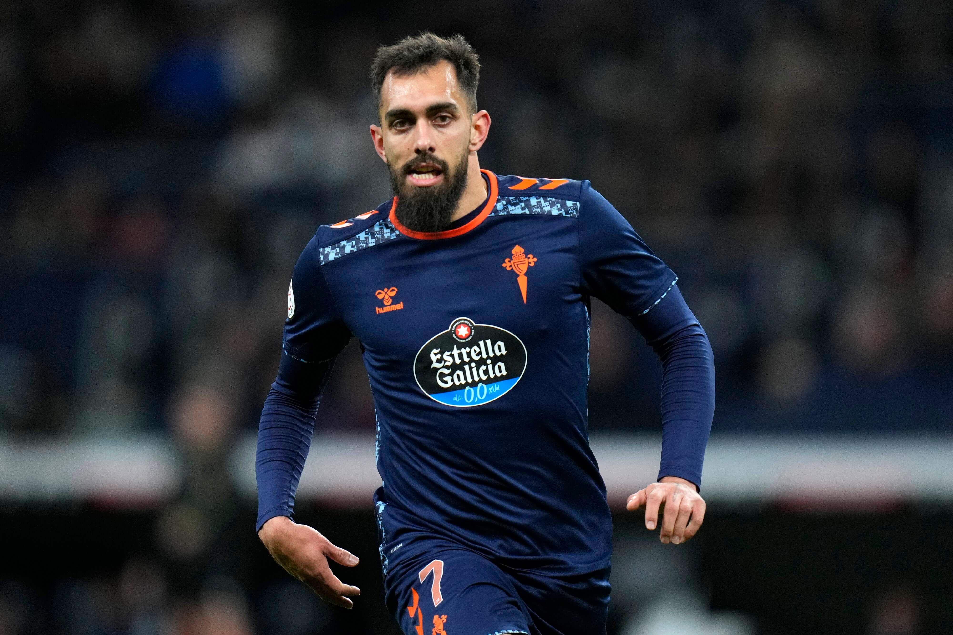 Borja Iglesias, en un partido del Celta (FOTO: Cordón Press).