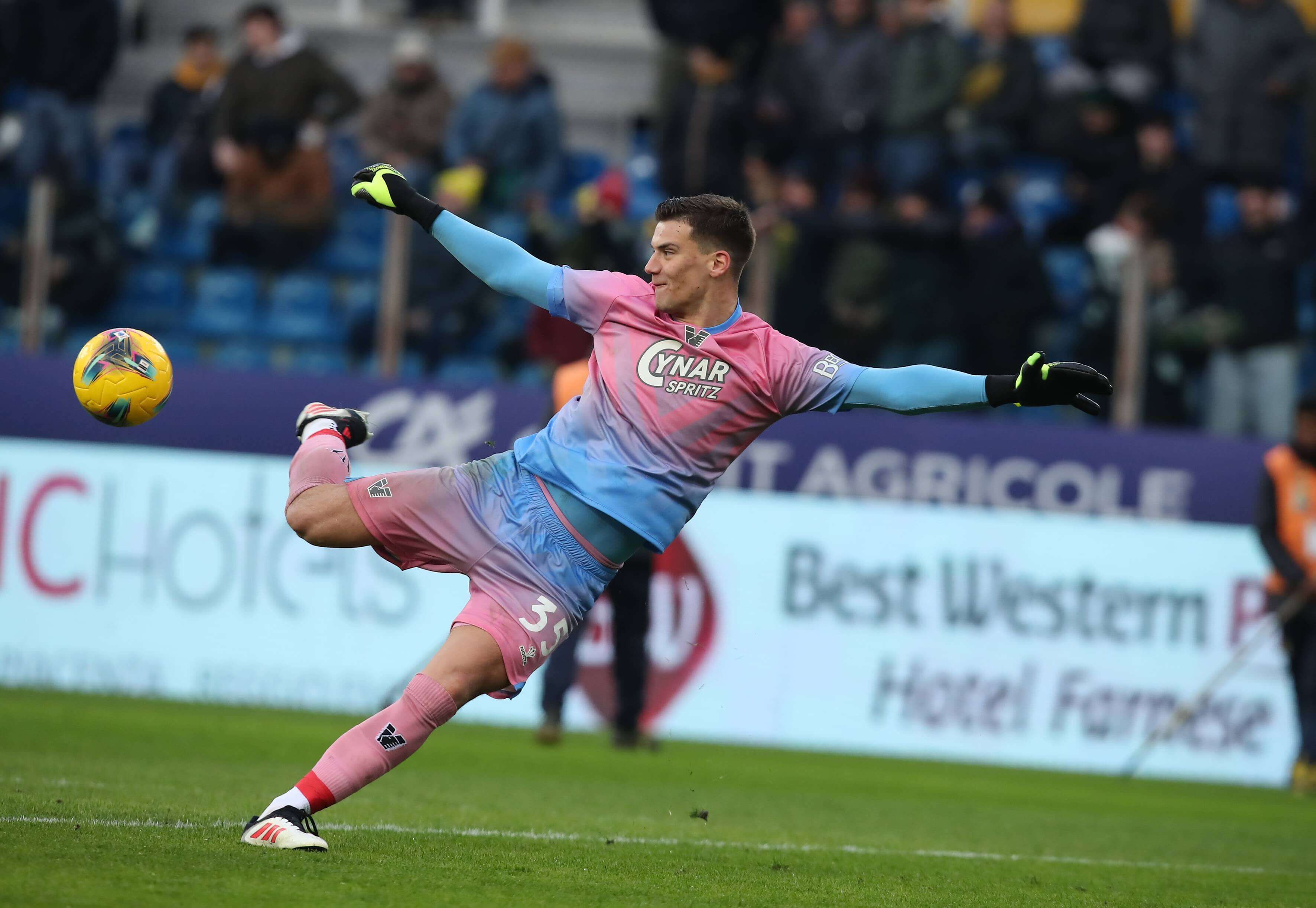 Filip Stankovic, con el Venezia.