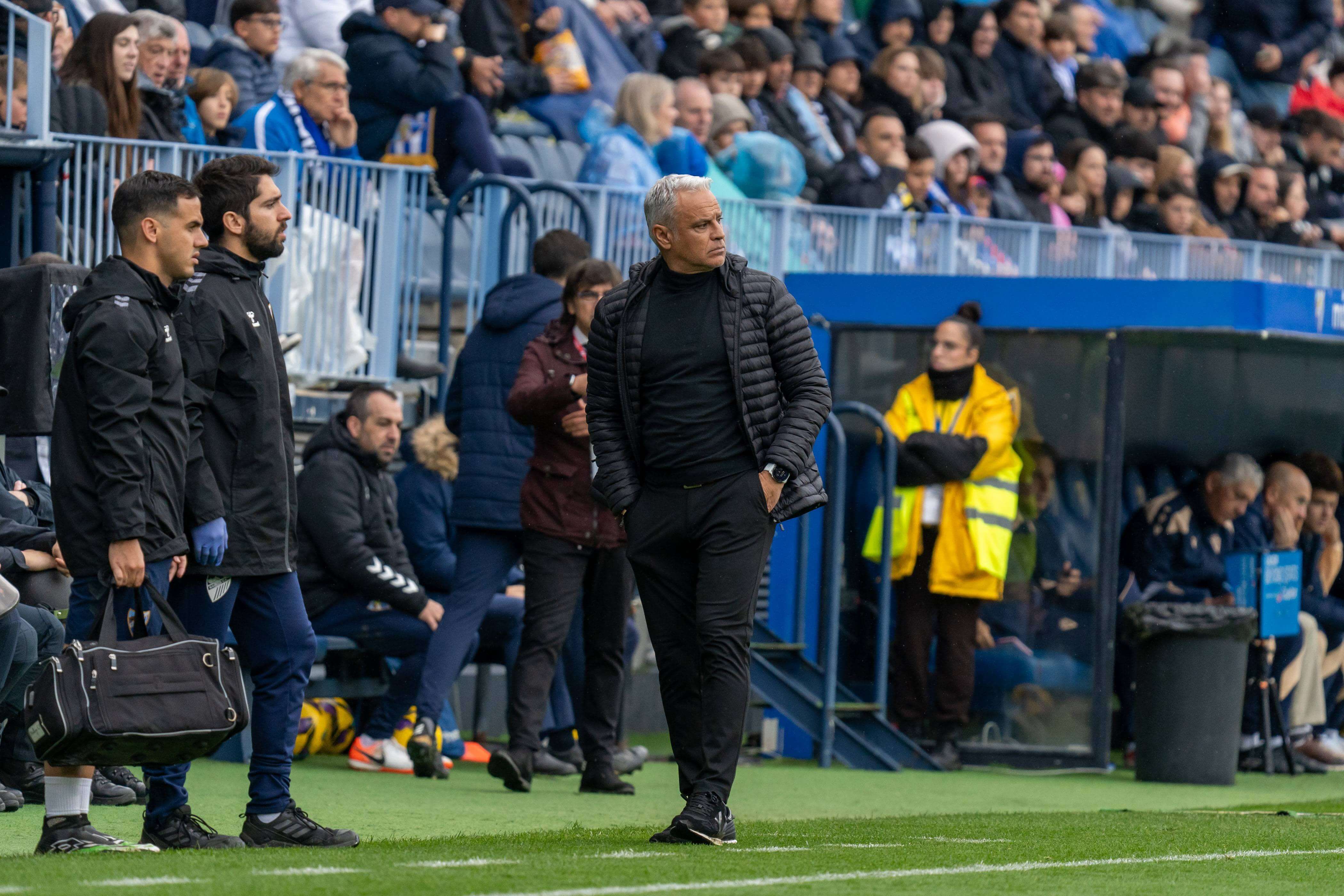 Sergio Pellicer no podrá repetir alineaciones por las bajas.