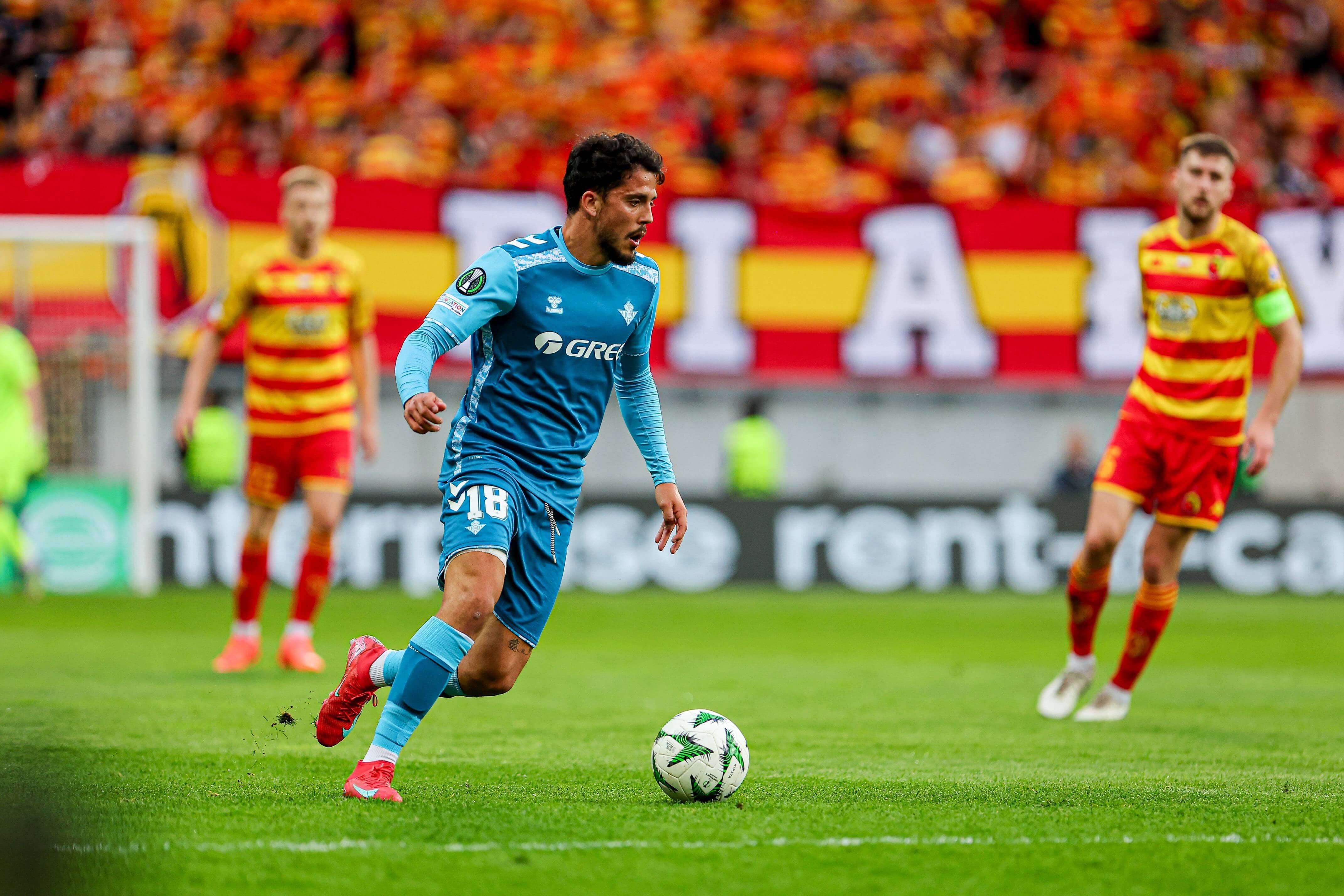  Pablo Fornals, ante el Jagiellonia.