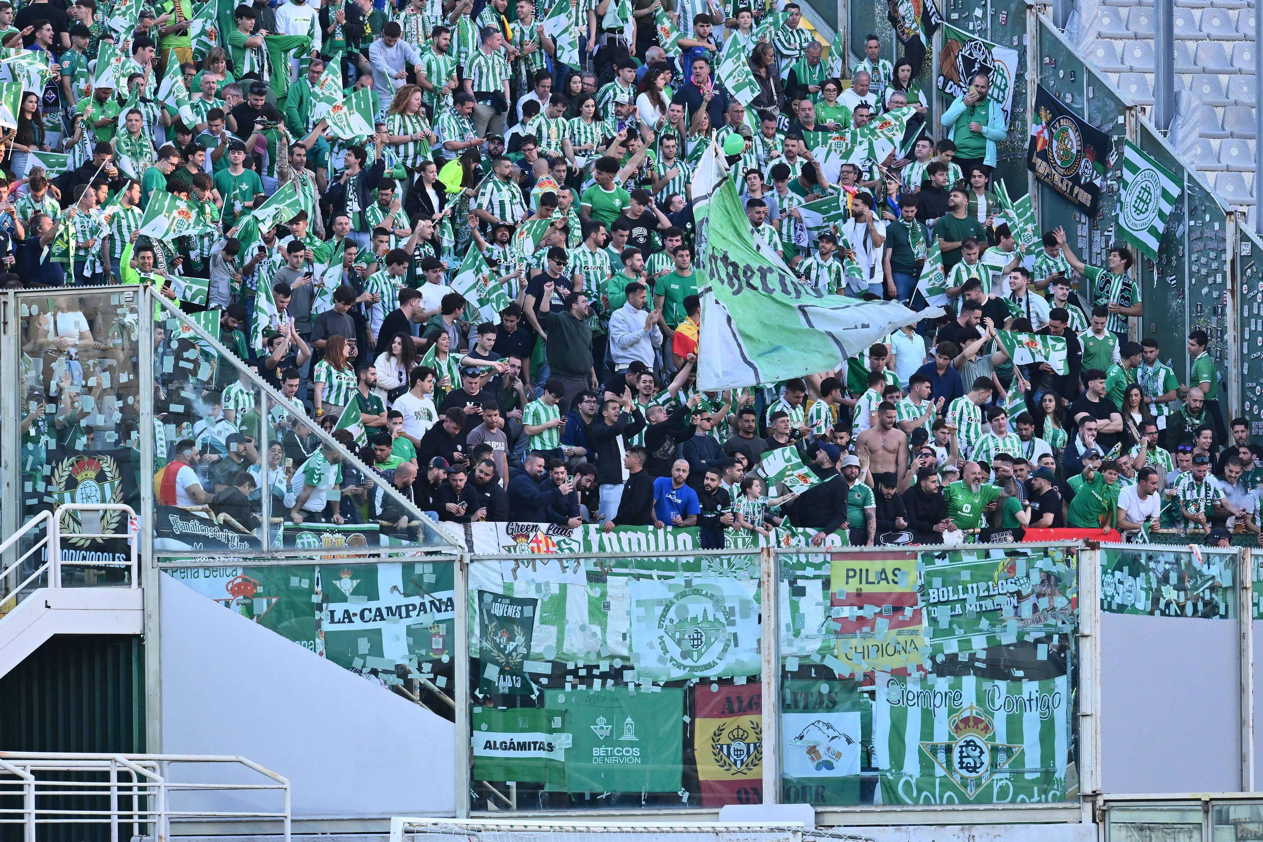 La afición del Betis, en el Artemio Franchi.