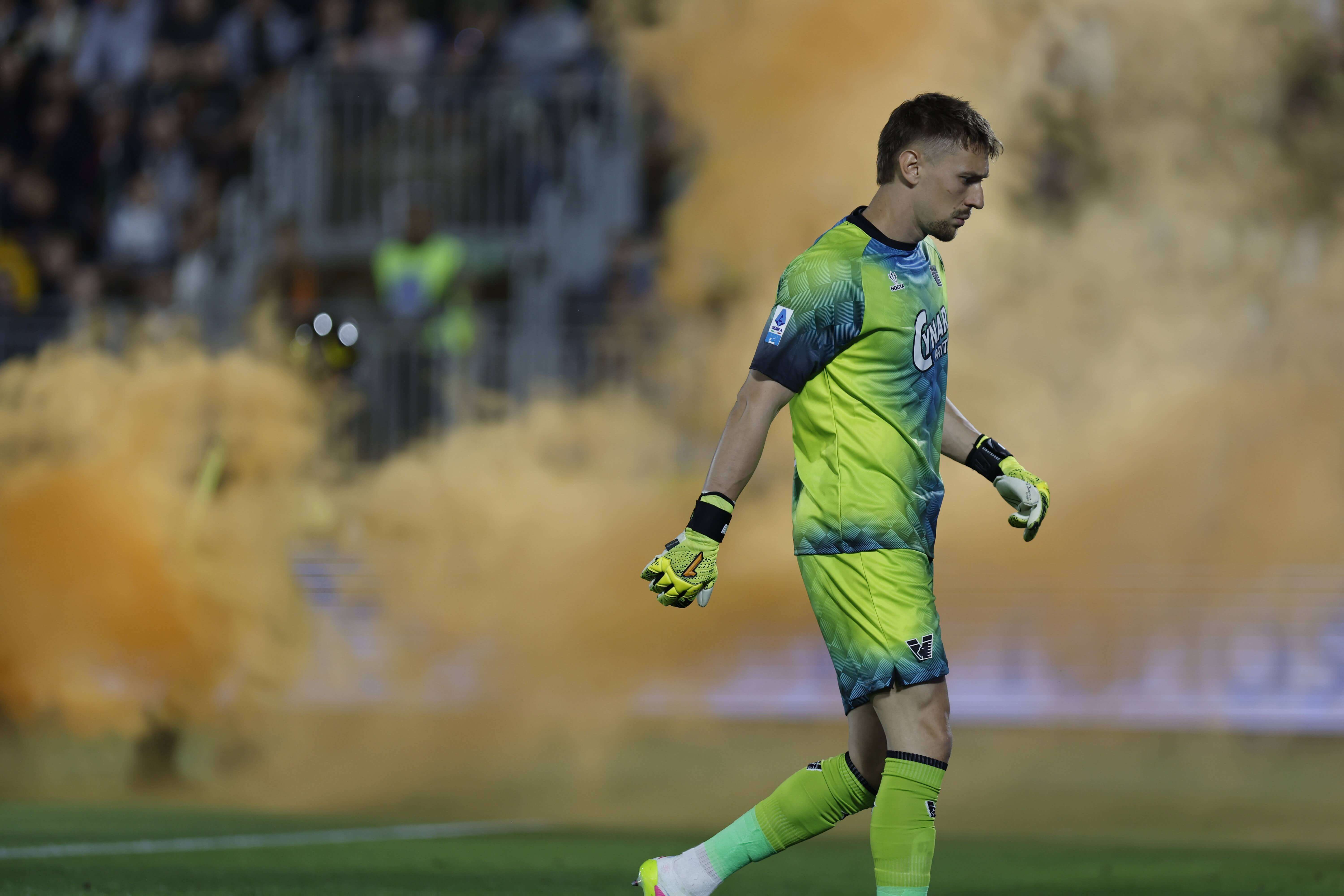  Ionut Radu, en un partido del Venezia (FOTO: Cordón Press).