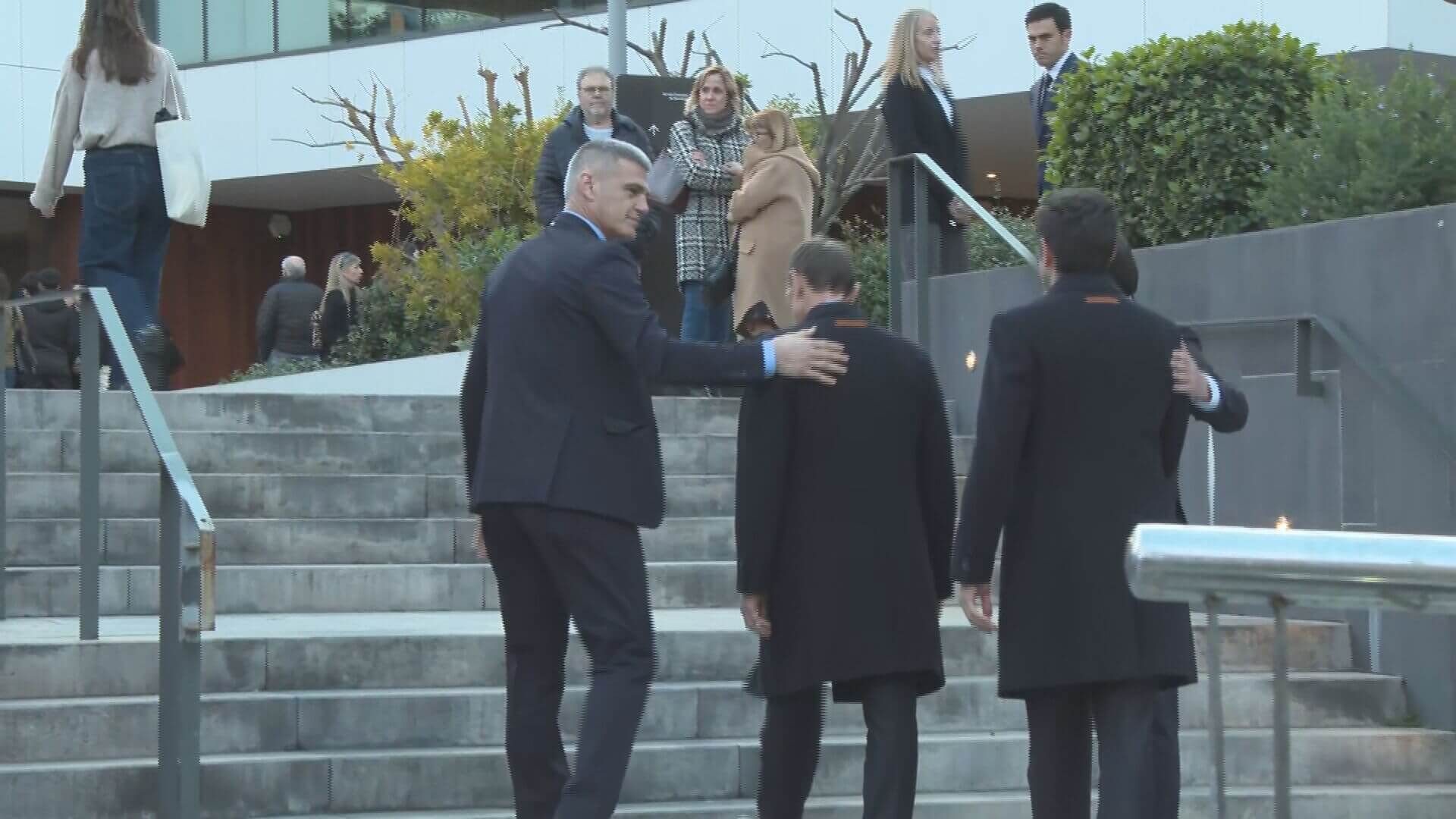  Enric Masip y Emilio Butragueño en el tanatorio de Carles Miñarro