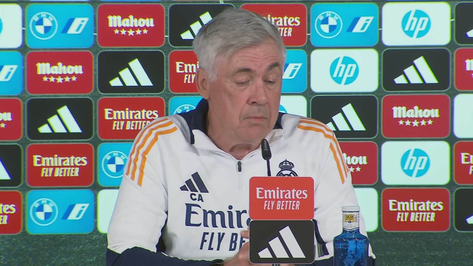 Carlo Ancelotti en rueda de prensa
