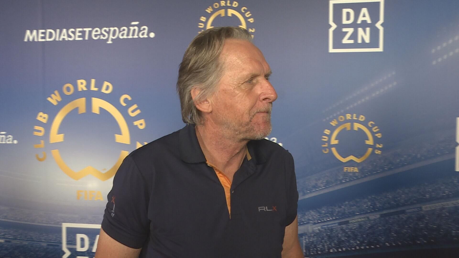  Schuster, en el acto de presentación del Mundial en Mediaset