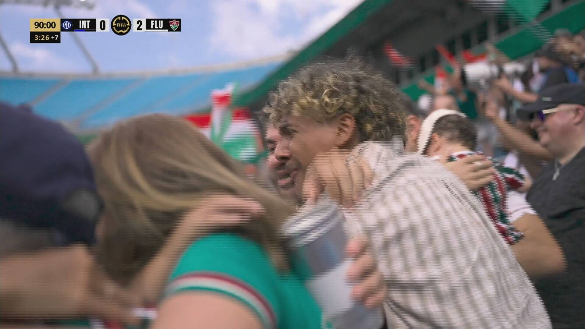 Aficionados de Fluminense celebran la clasificación a cuartos