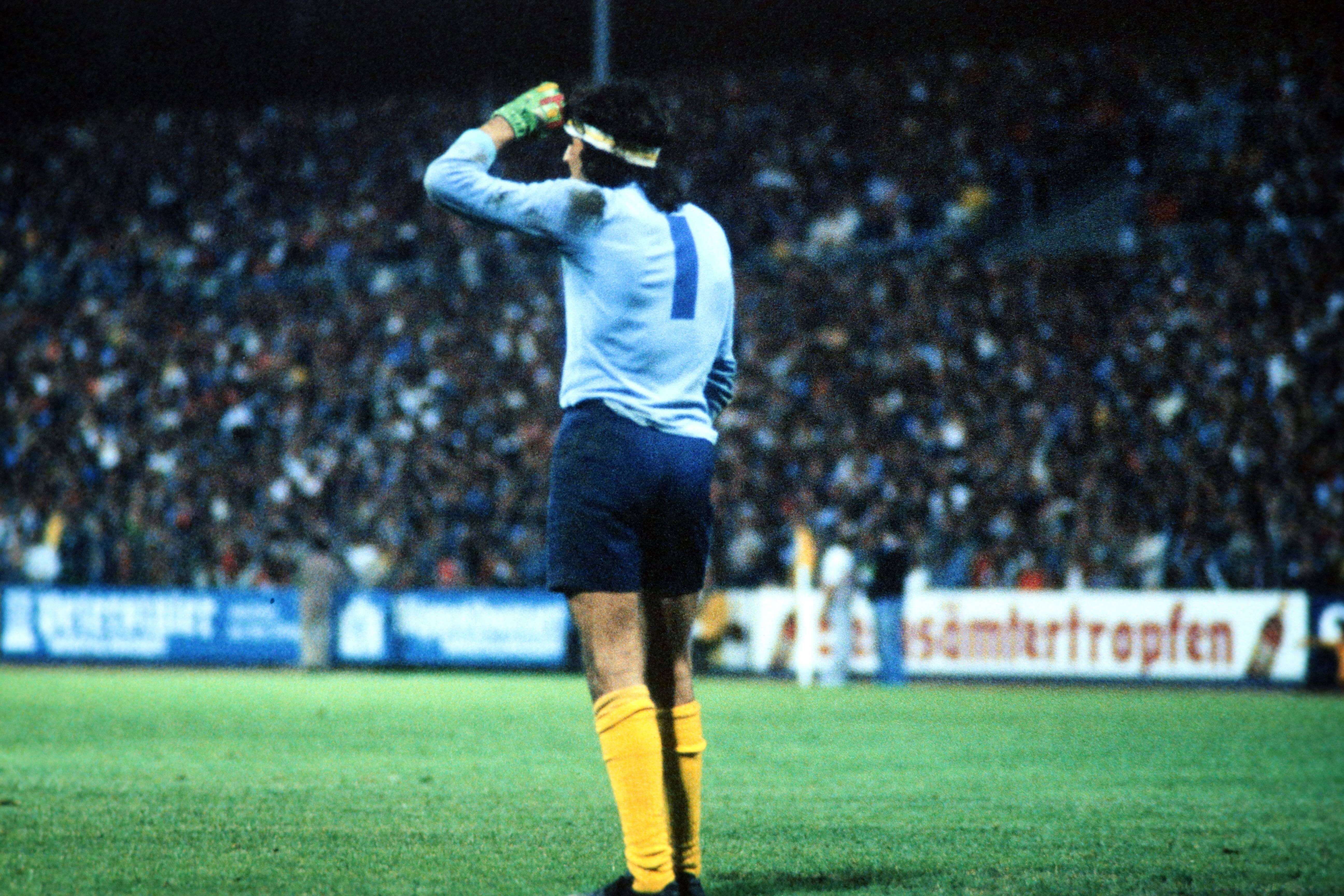  'El loco' Gatti, en un partido (FOTO: Cordón Press).