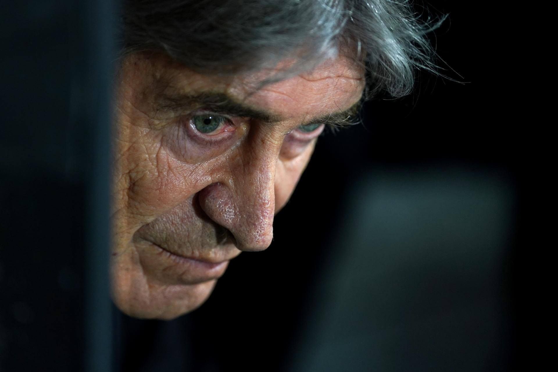  Manuel Pellegrini, ante el Vitoria Guimaraes.