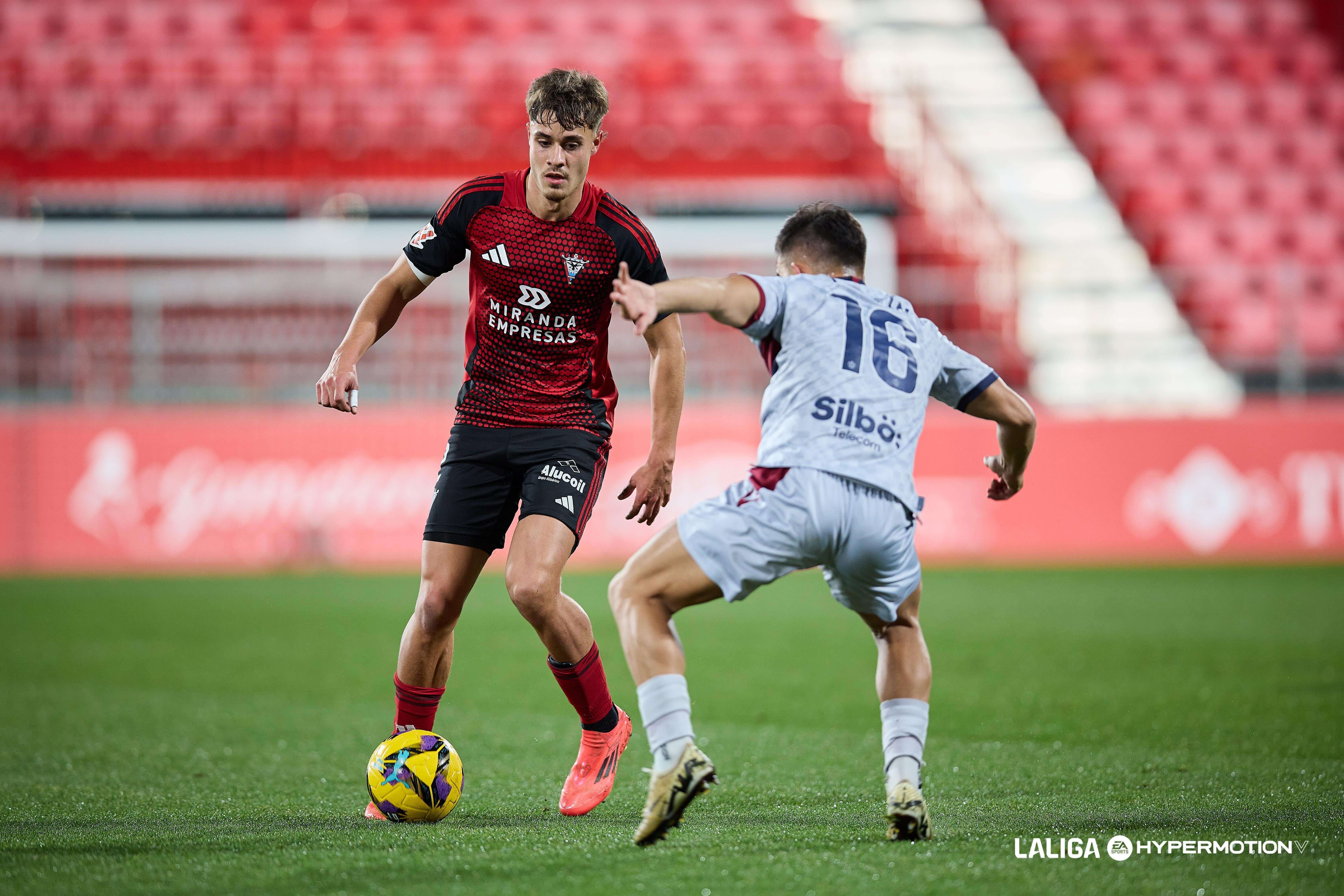  Hugo Rincón, con el Mirandés.