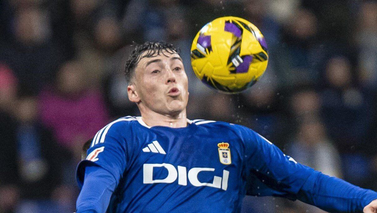 Fede Viñas, en un partido del Real Oviedo.