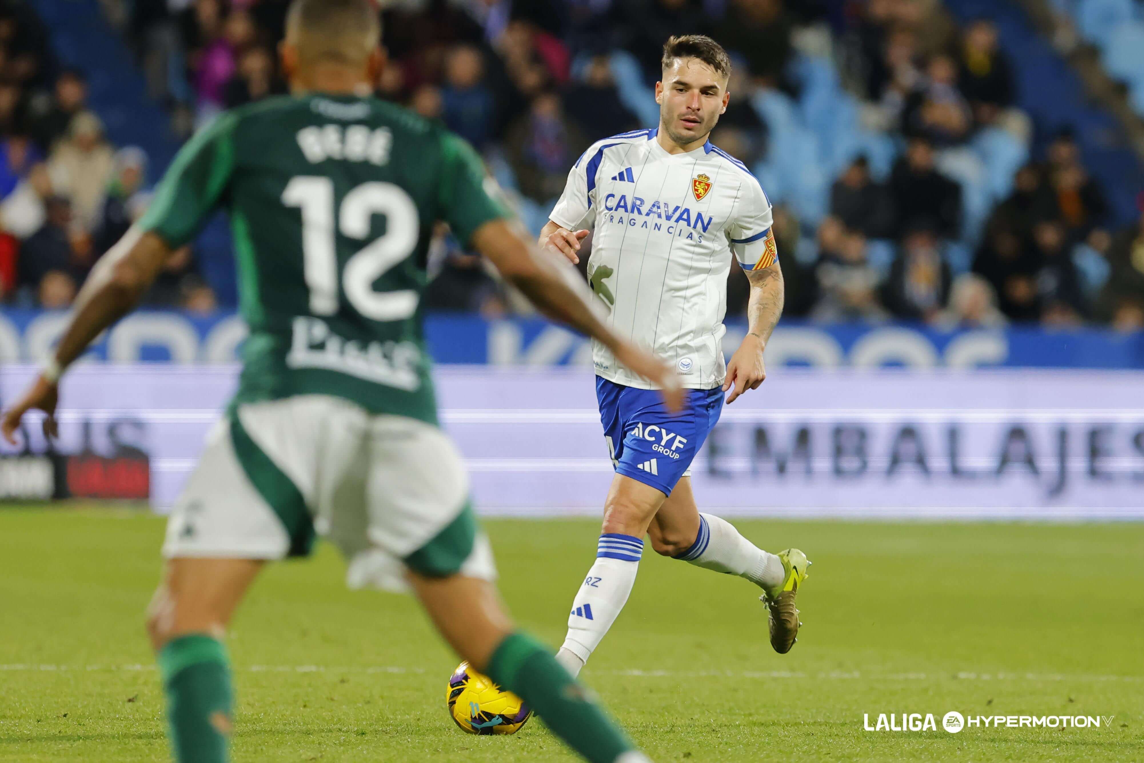 Lluís López, en un partido del Real Zaragoza.