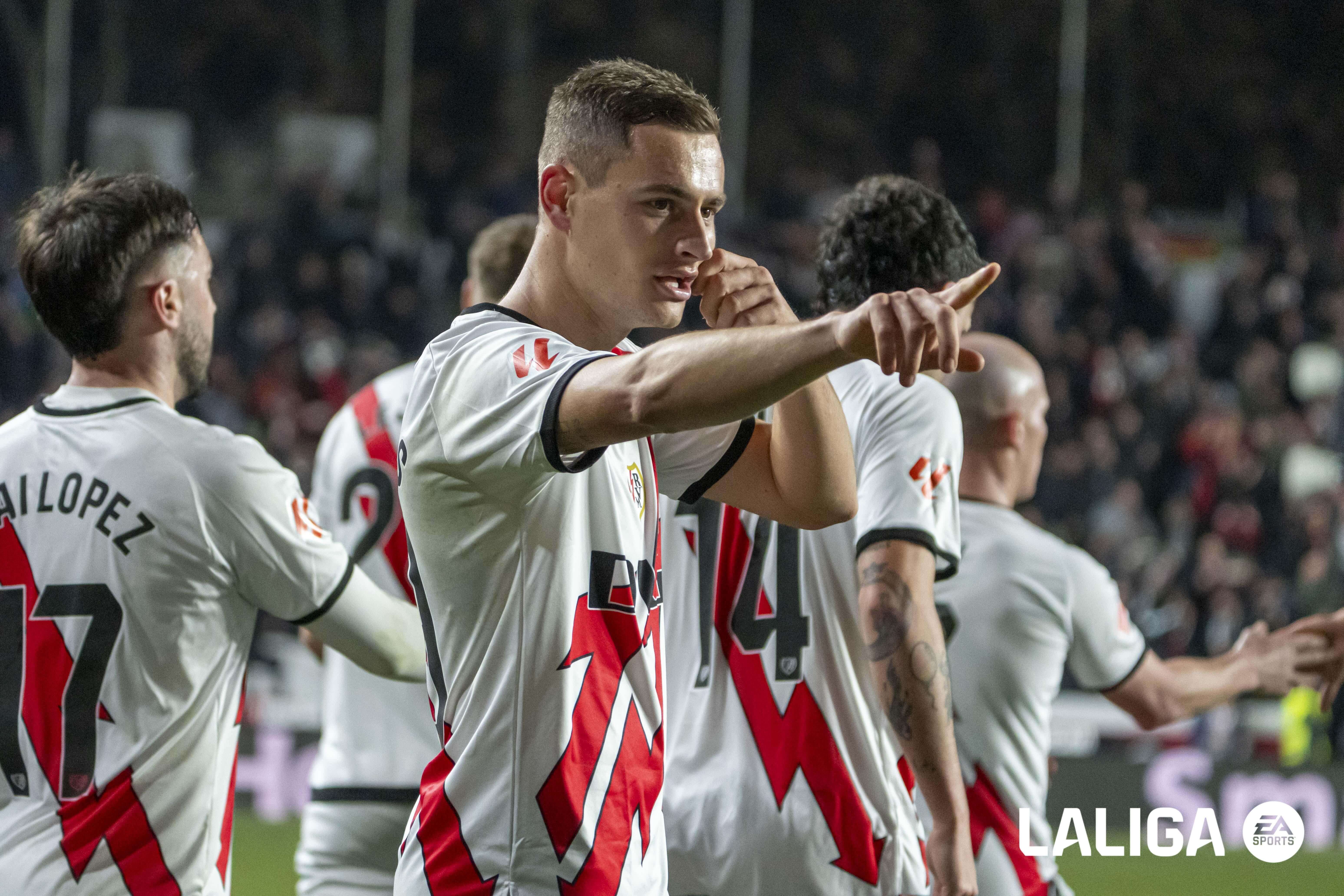Jorge de Frutos celebra su gol en el Rayo Vallecano - Celta.