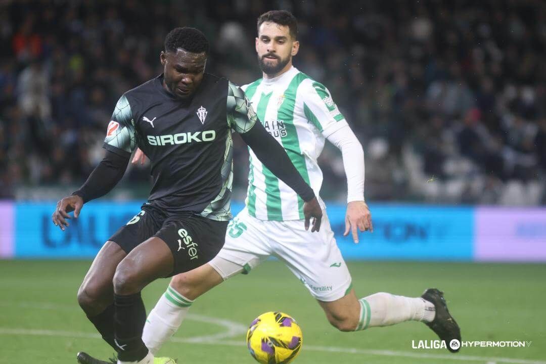  Jordy Caicedo, en un partido del Sporting (FOTO: LALIGA).