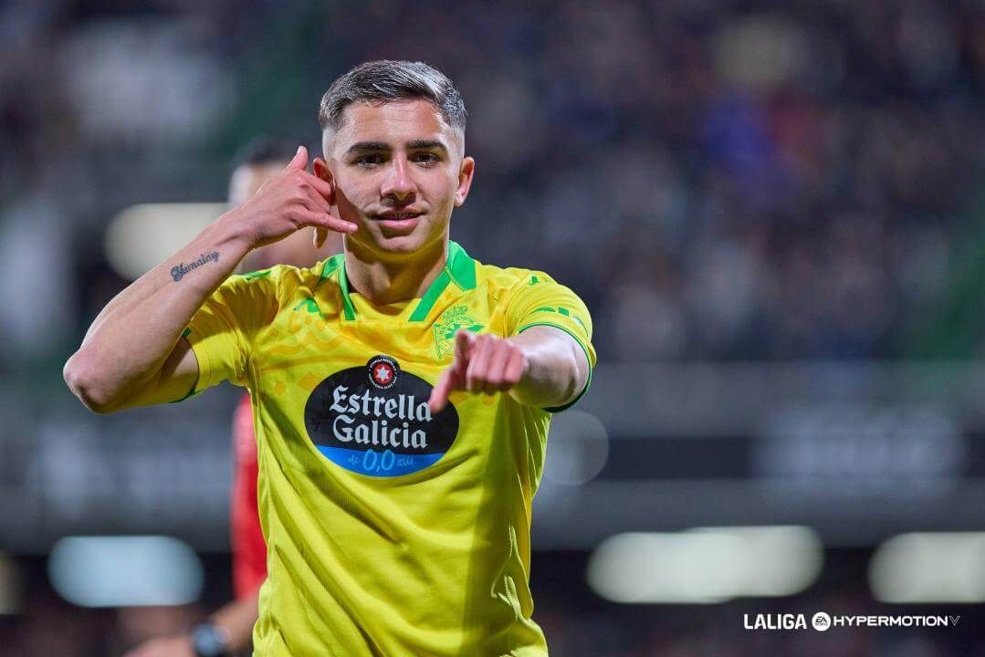  Yeremay Hernández, en un partido del Dépor (FOTO: LALIGA).