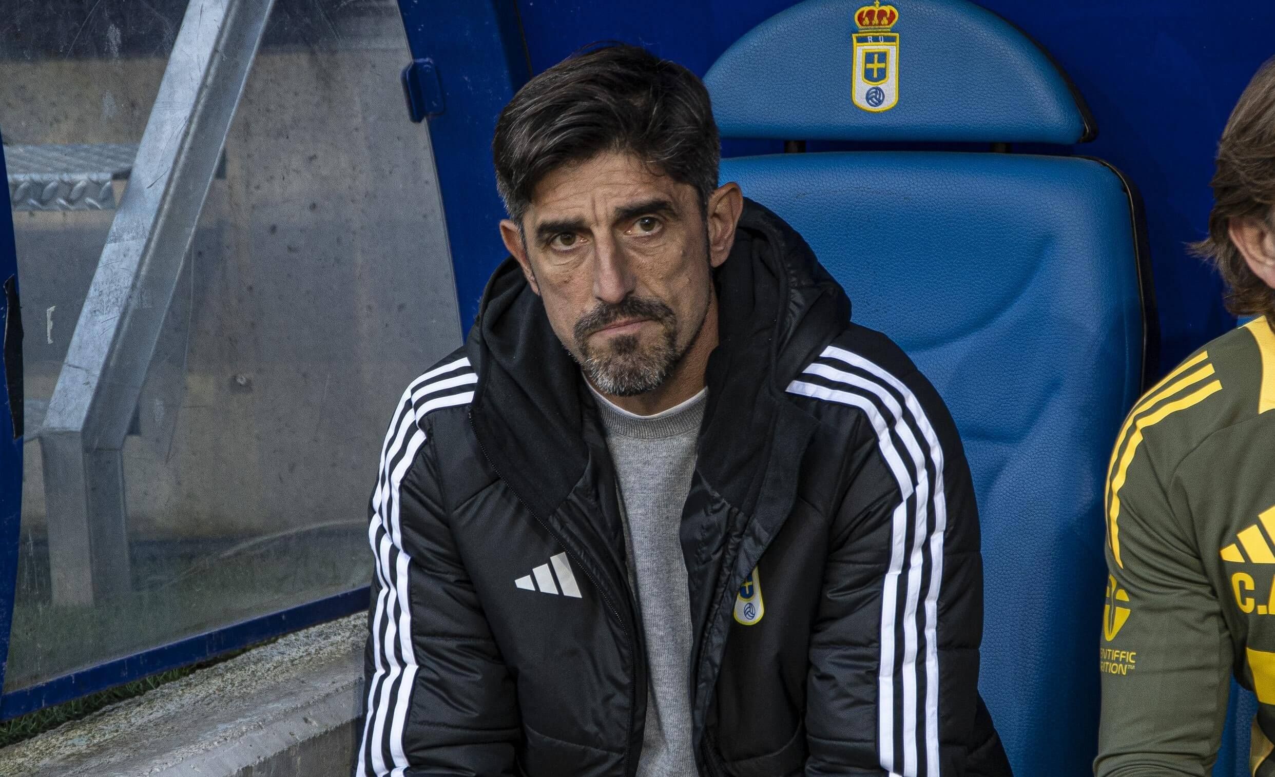  Veljko Paunovic, entrenador del Real Oviedo.