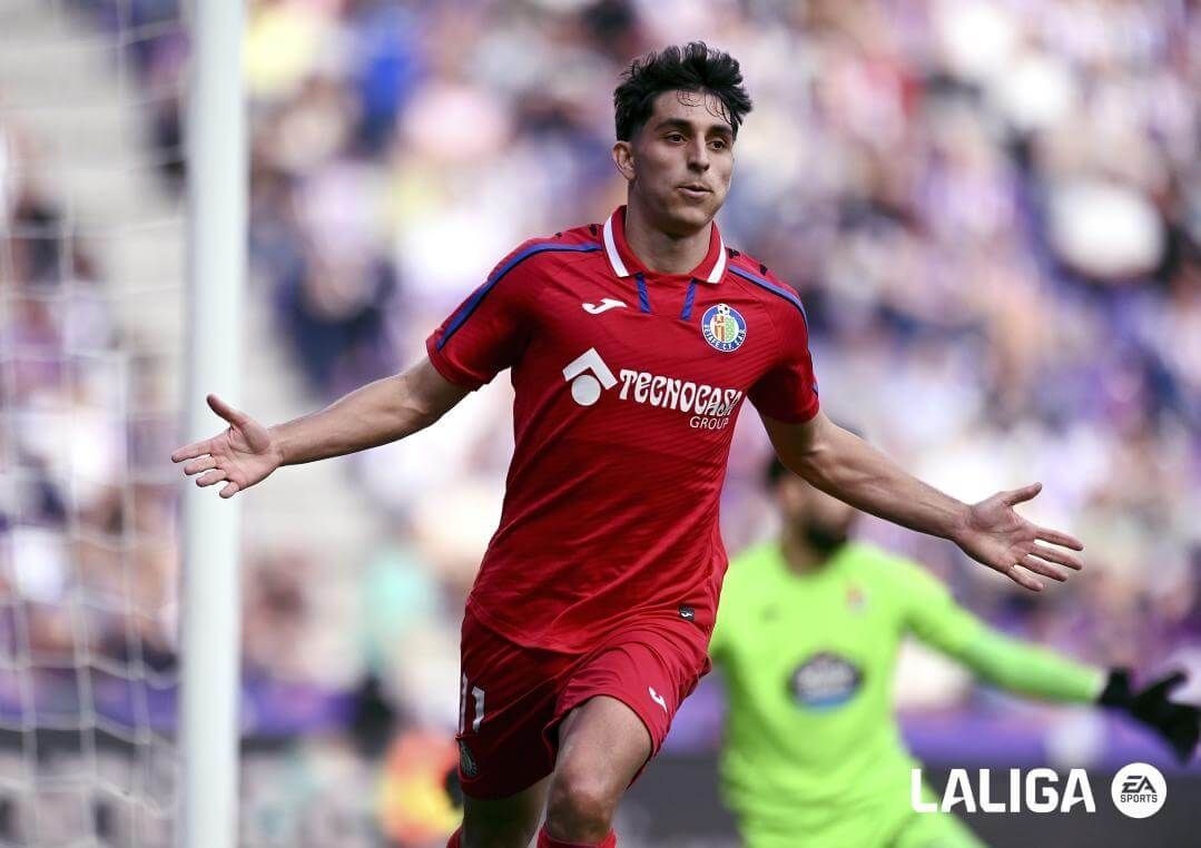  Ramón Terrats celebra uno de los goles ante el Real Valladolid (FOTO: LALIGA).
