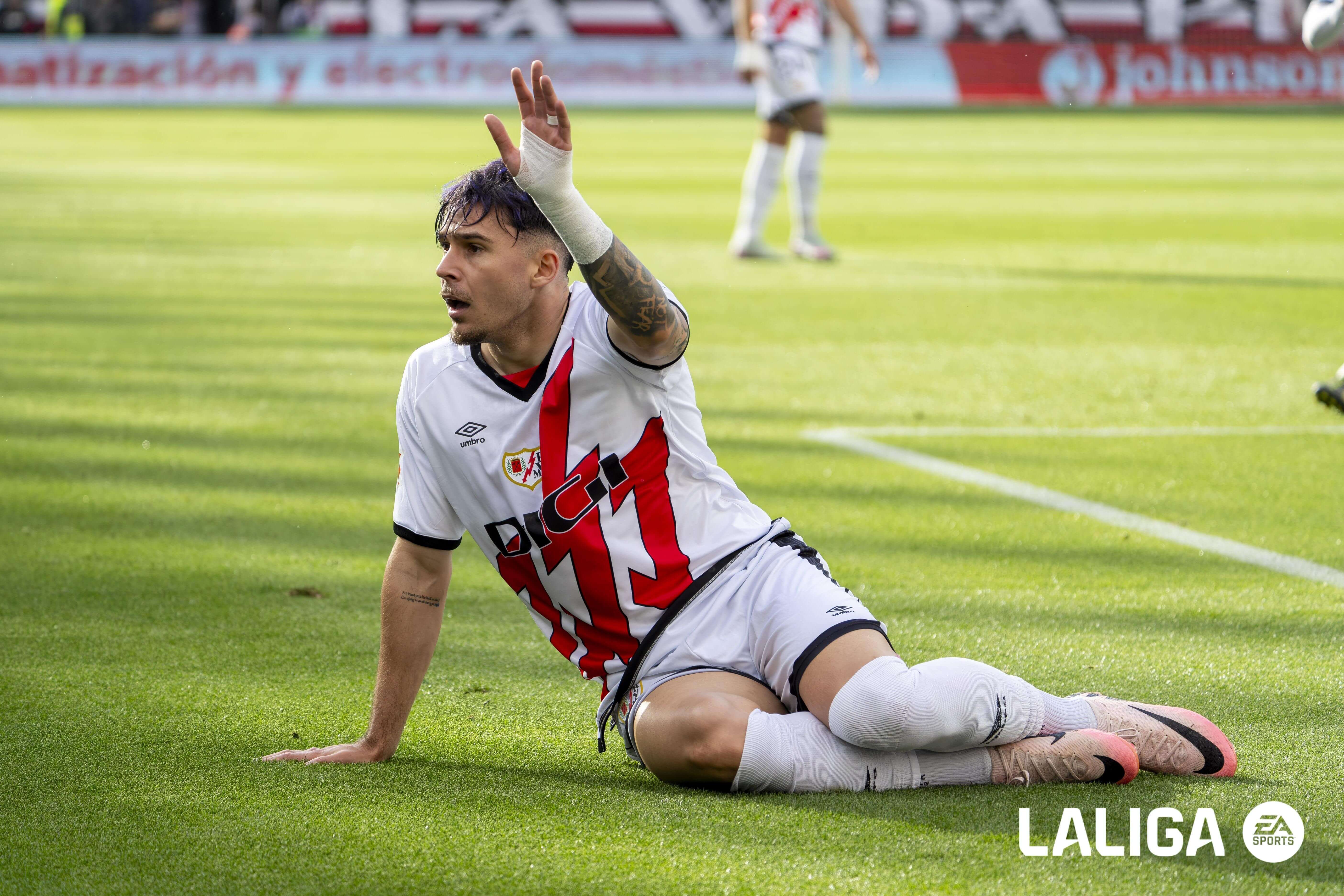 Andrei Ratiu, en un partido del Rayo Vallecano.